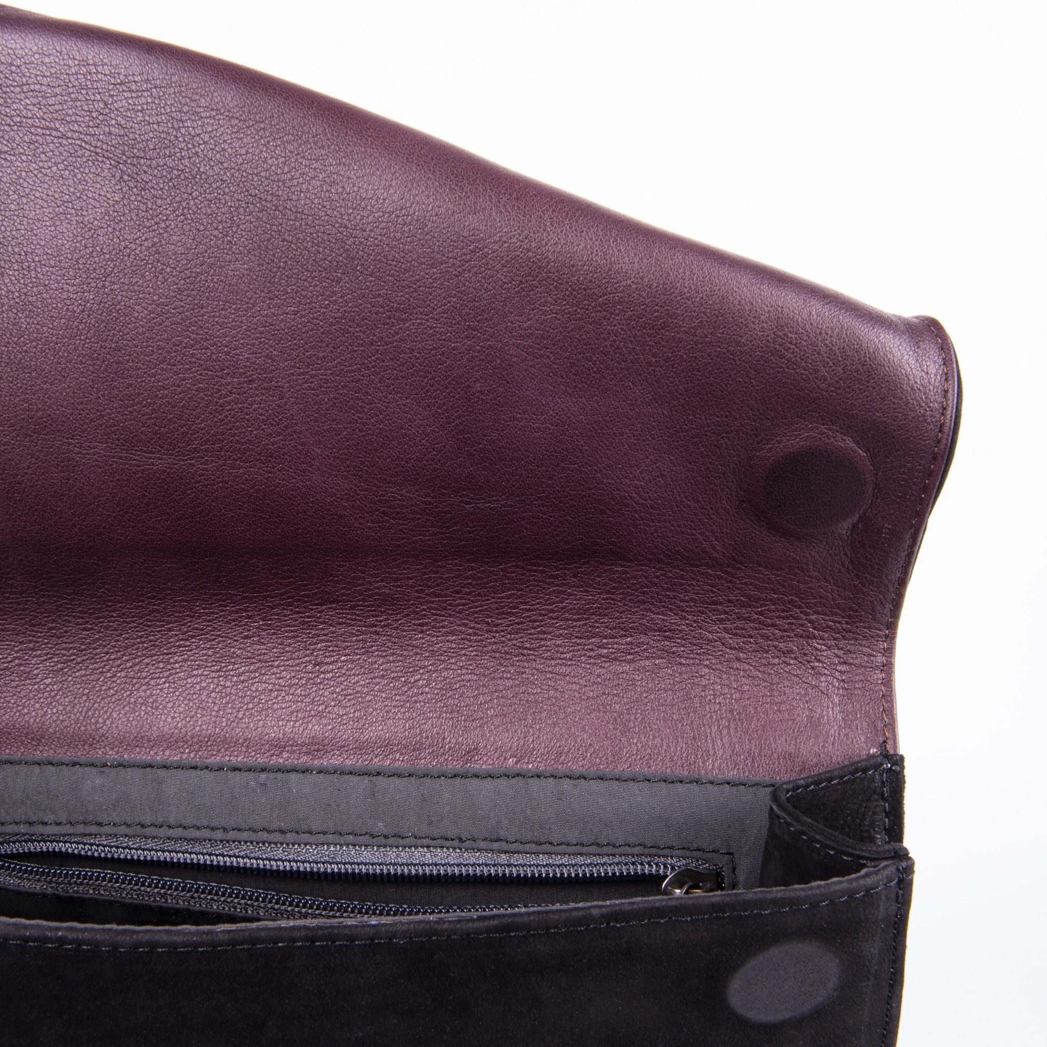 Coraline mousse+long beach nero mosto - pochette rigida a mano in pelle nera - Marta Ray