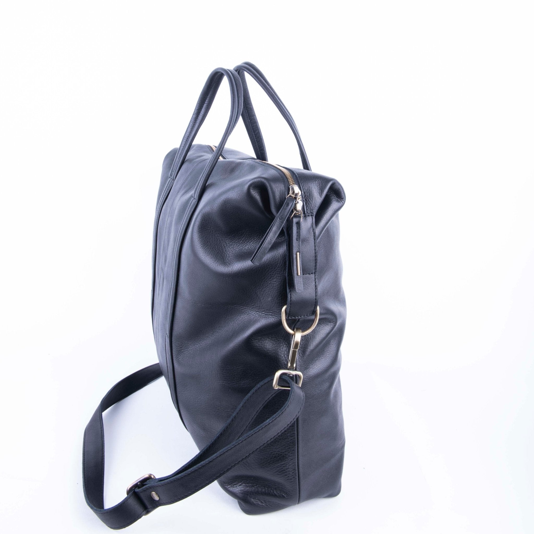 Dora mousse nero - borsa grande a tracolla in pelle nera - Marta Ray