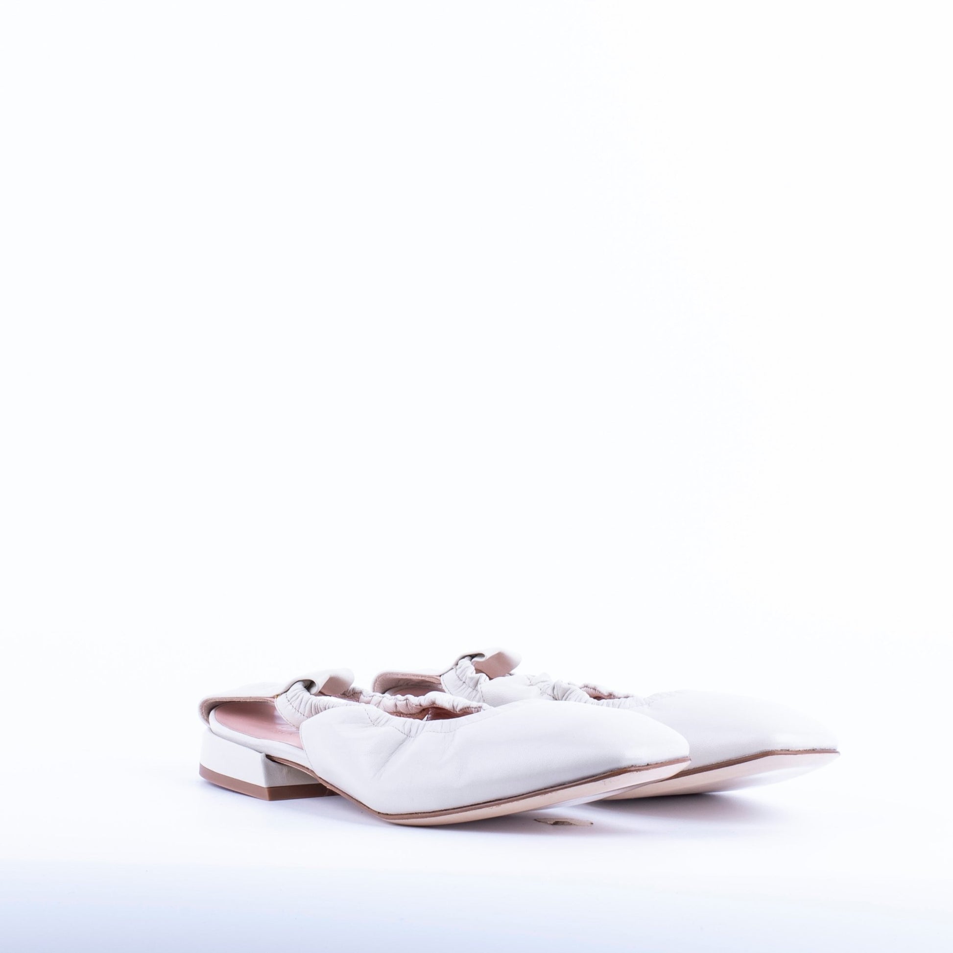 Eichi T2a nappa gesso - ballerina semi-aperta con tacco in pelle bianca - Marta Ray