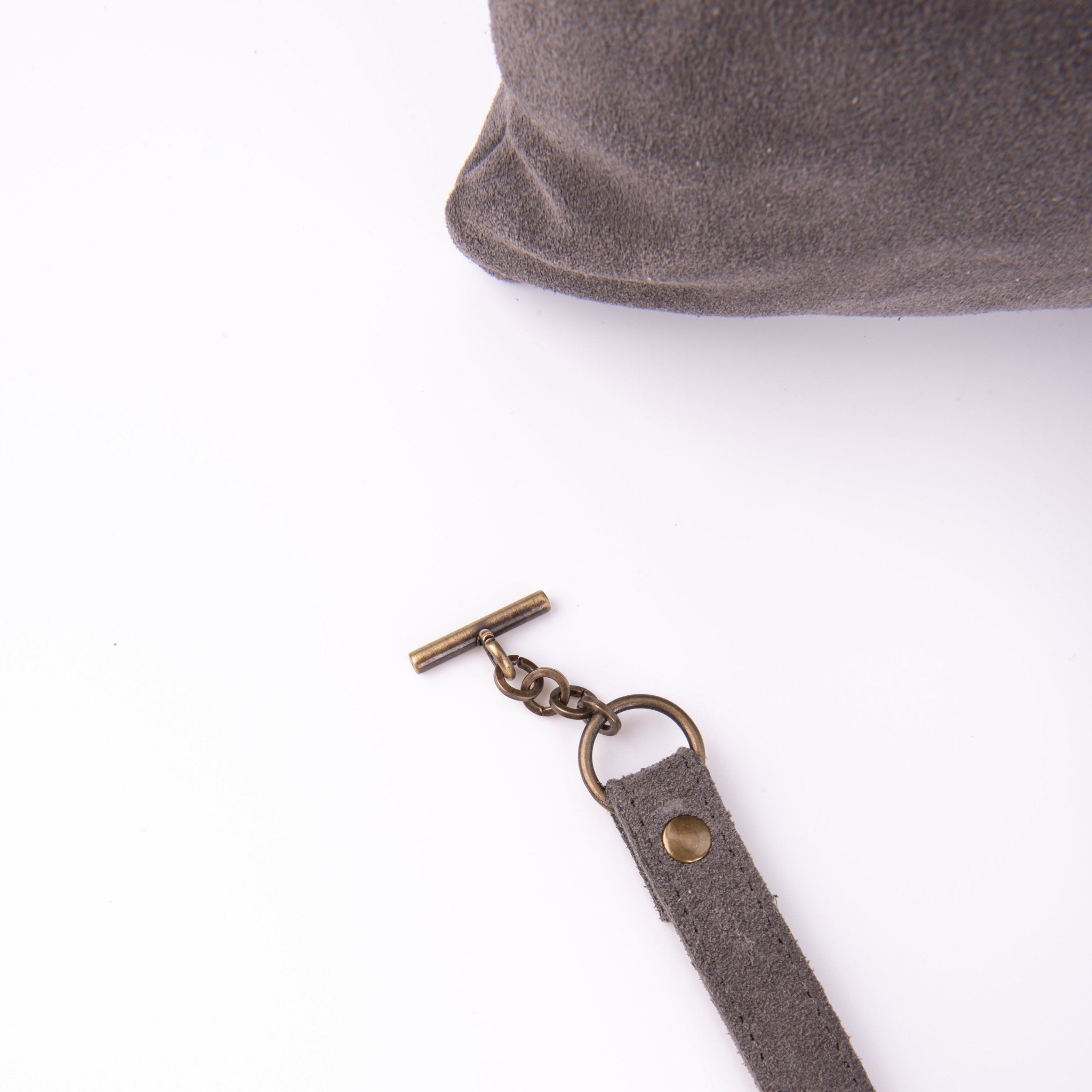 Ester camoscio+nastro boho dark grey - piattina a tracolla in pelle grigia - Marta Ray