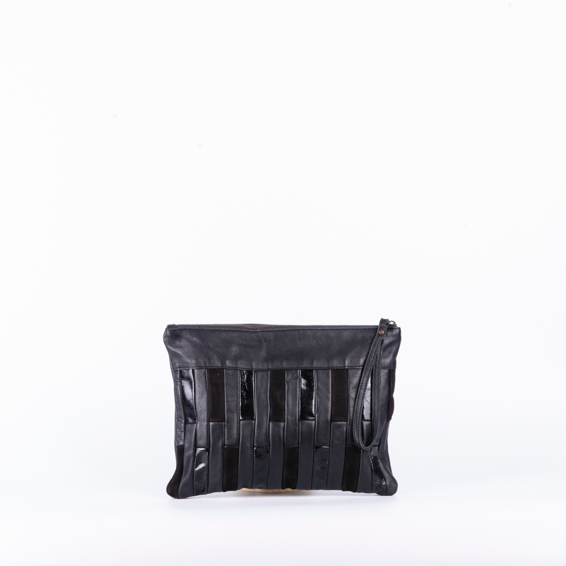 Ester patch nero - piattina a tracolla in pelle nera - Marta Ray