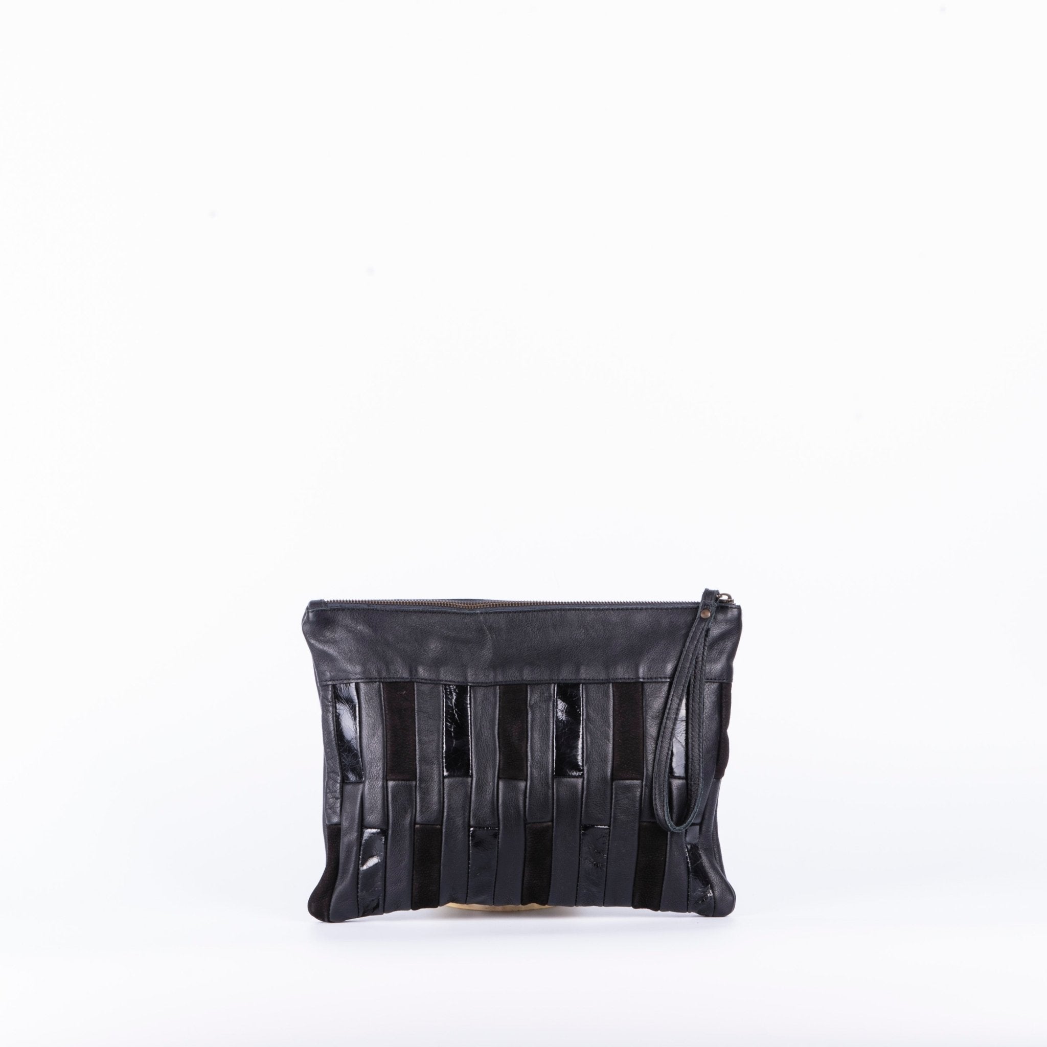 Ester patch nero - piattina a tracolla in pelle nera - Marta Ray