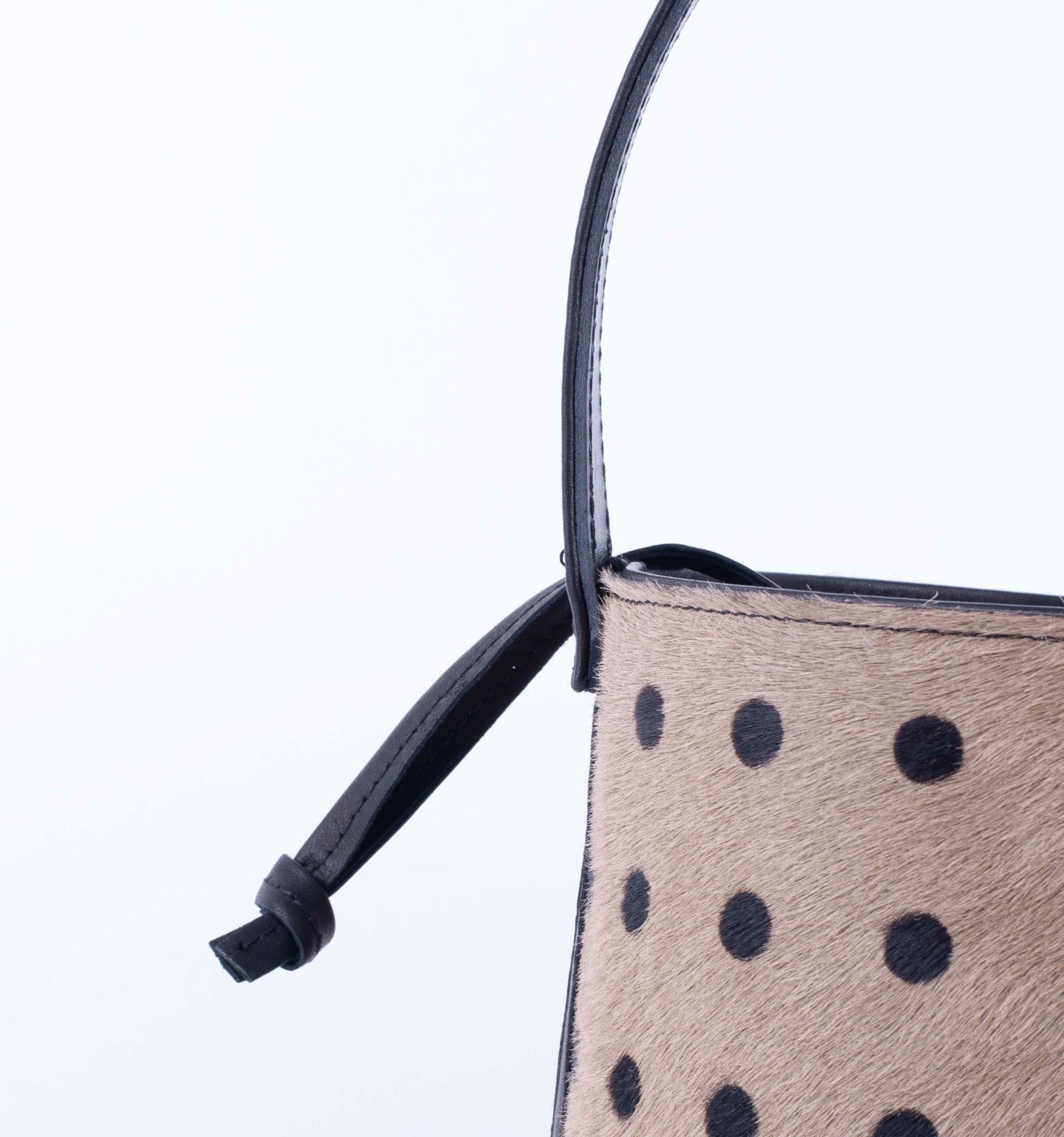 Fiona cavallino taupe a pois neri - secchiello a tracolla in pelle beige - Marta Ray