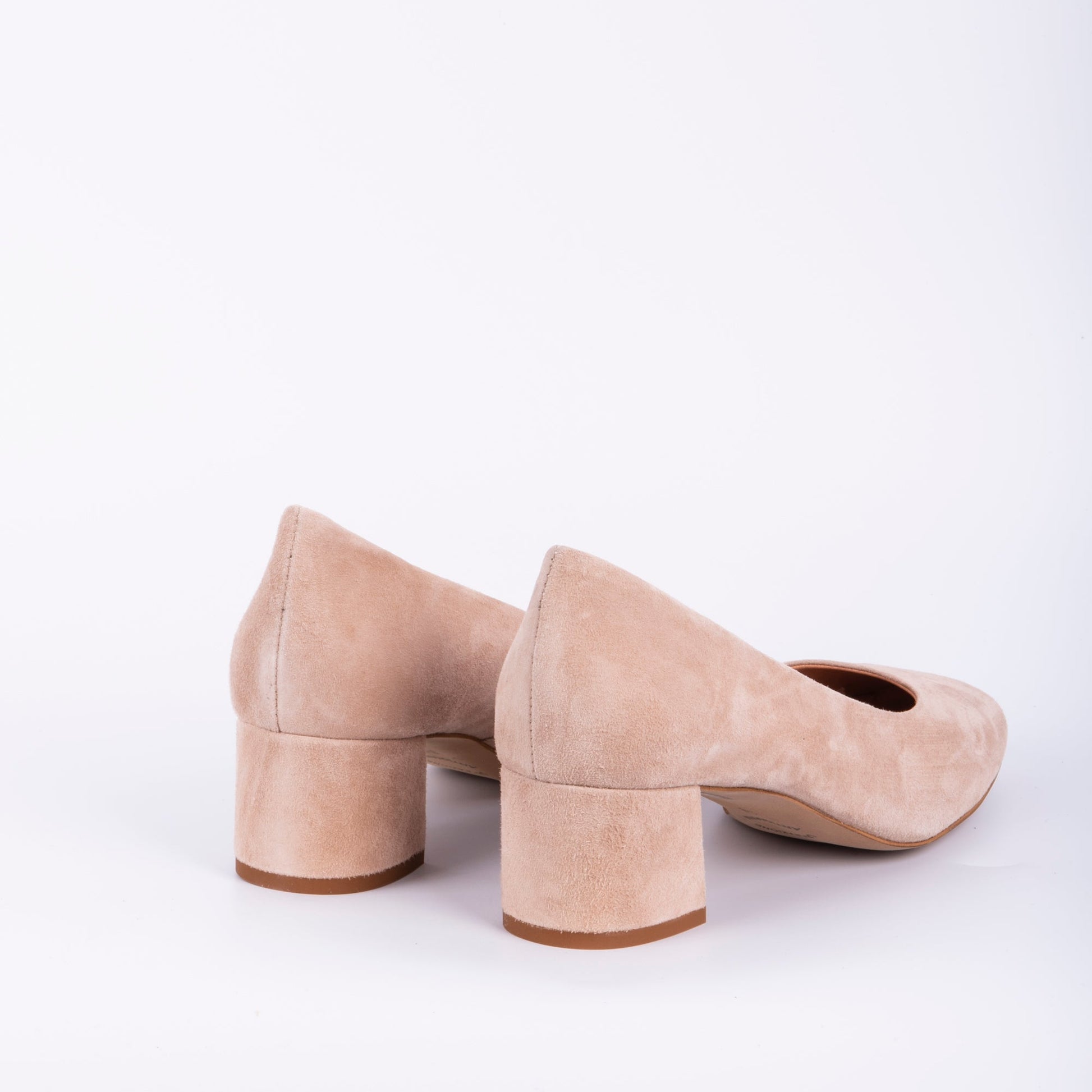 Flaminia camoscio cipria- décolleté a punta tonda in pelle rosa - Marta Ray