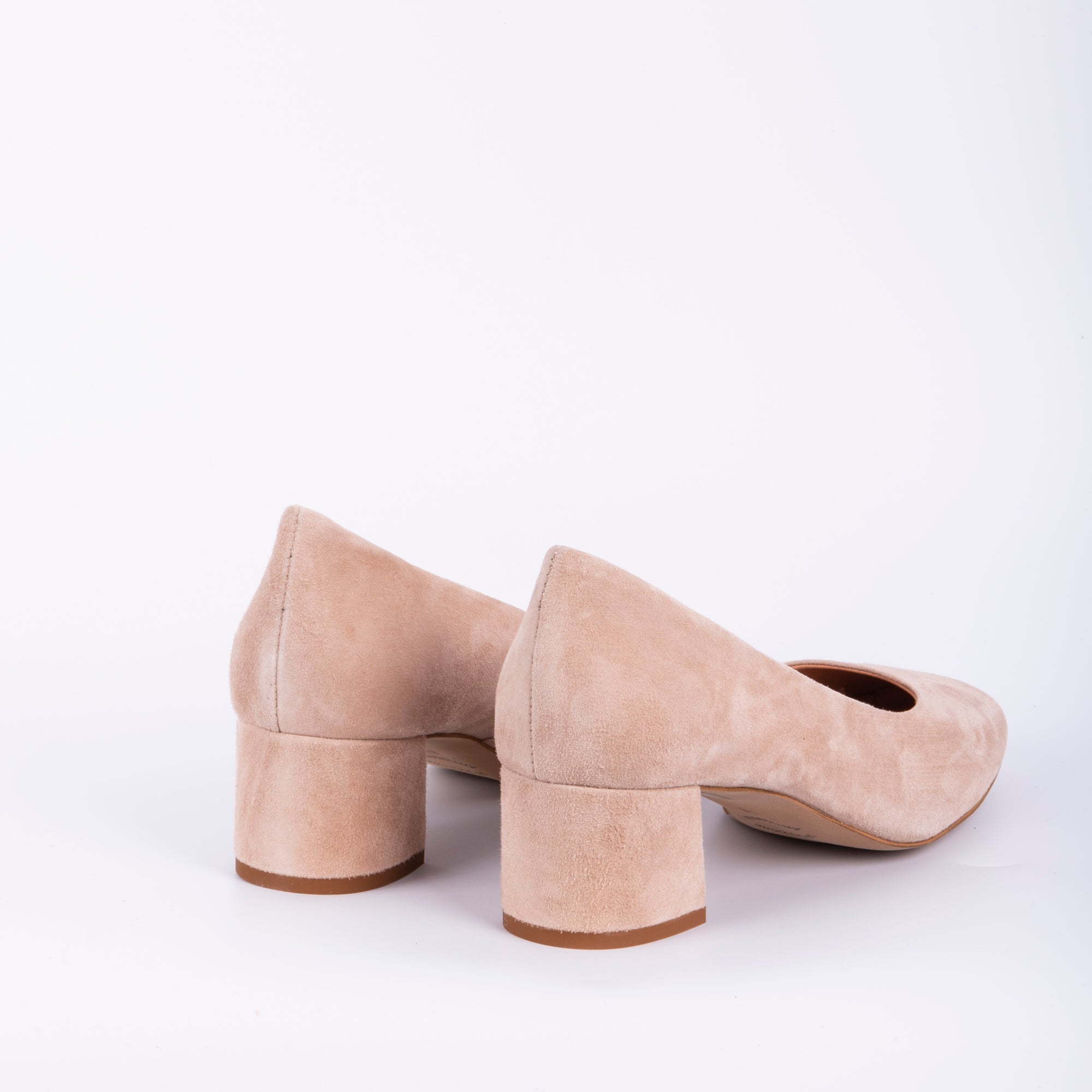 Flaminia camoscio cipria- décolleté a punta tonda in pelle rosa - Marta Ray
