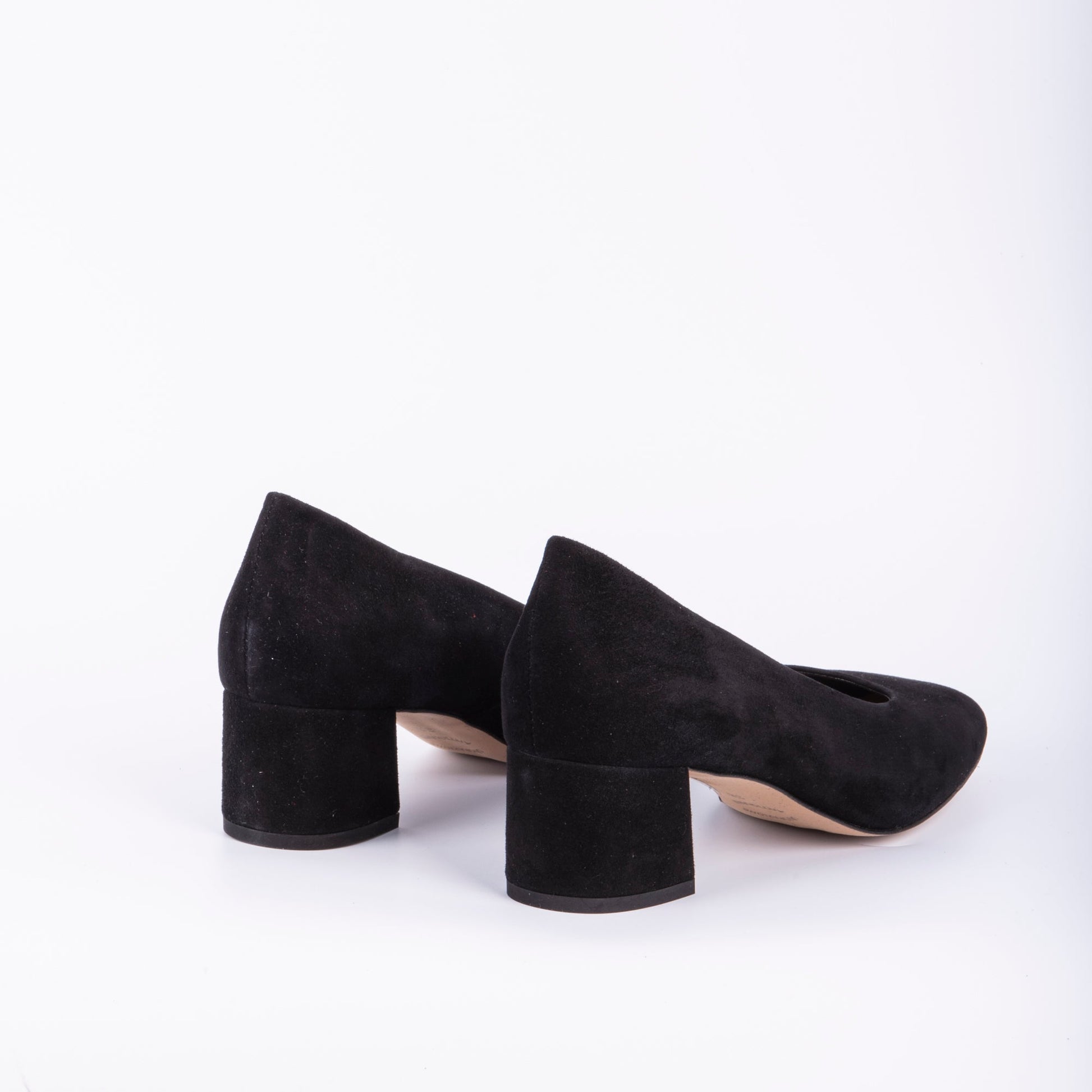 Flaminia camoscio nero - décolleté a punta tonda in pelle nera - Marta Ray