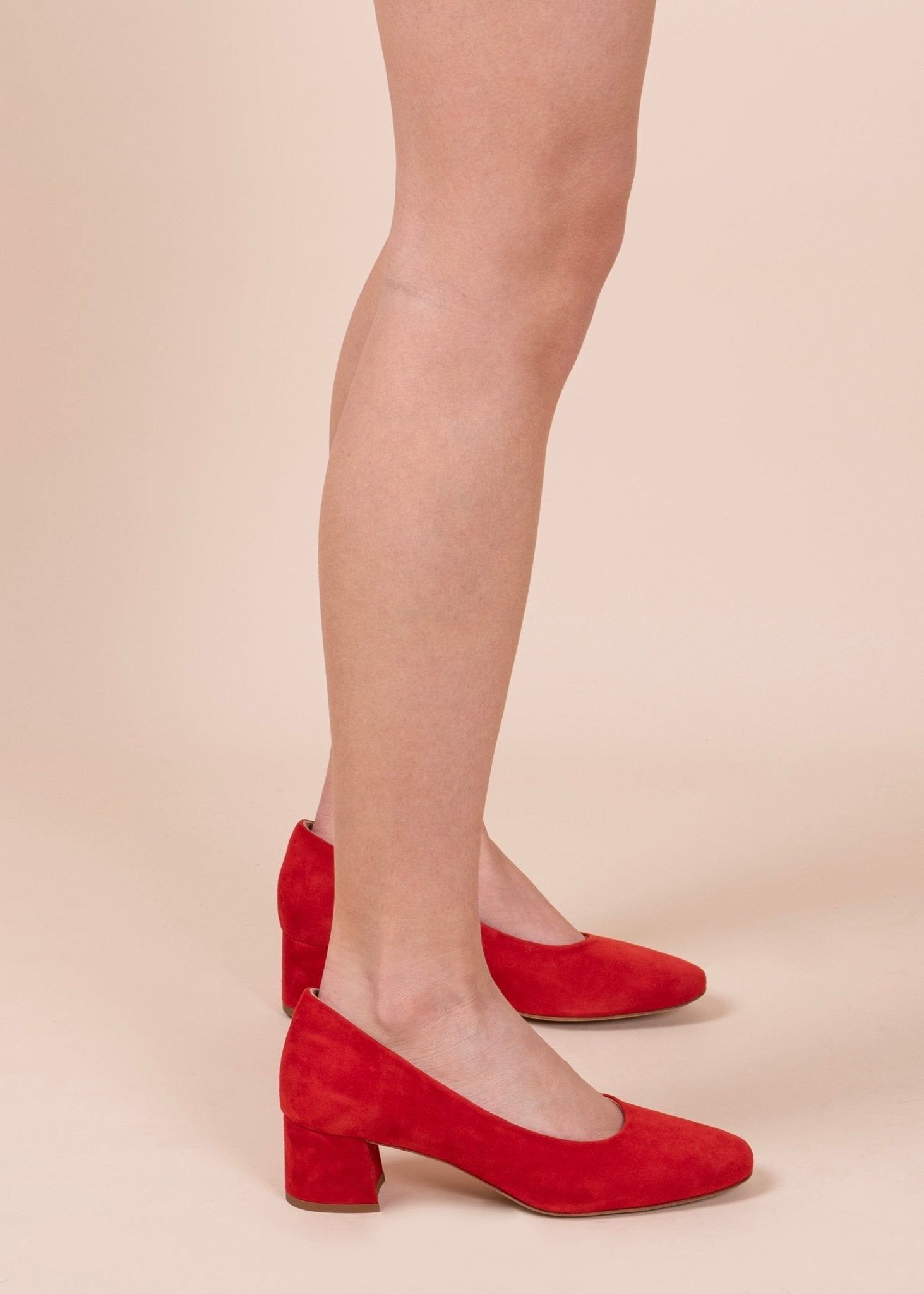 Flaminia camoscio rosso - décolleté a punta tonda in pelle rossa - Marta Ray