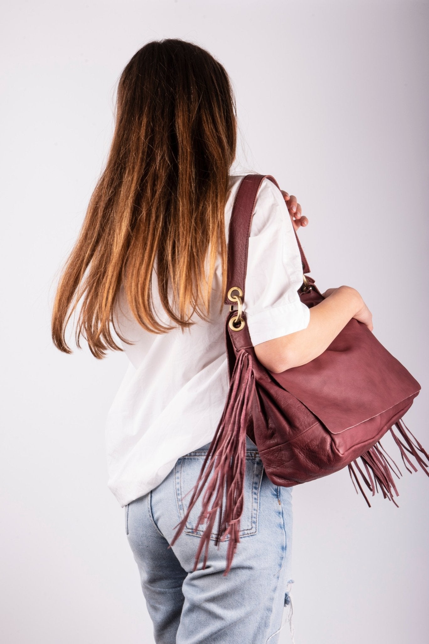 Floe mousse amaranto - borsa frangie a spalla in pelle bordo - Marta Ray
