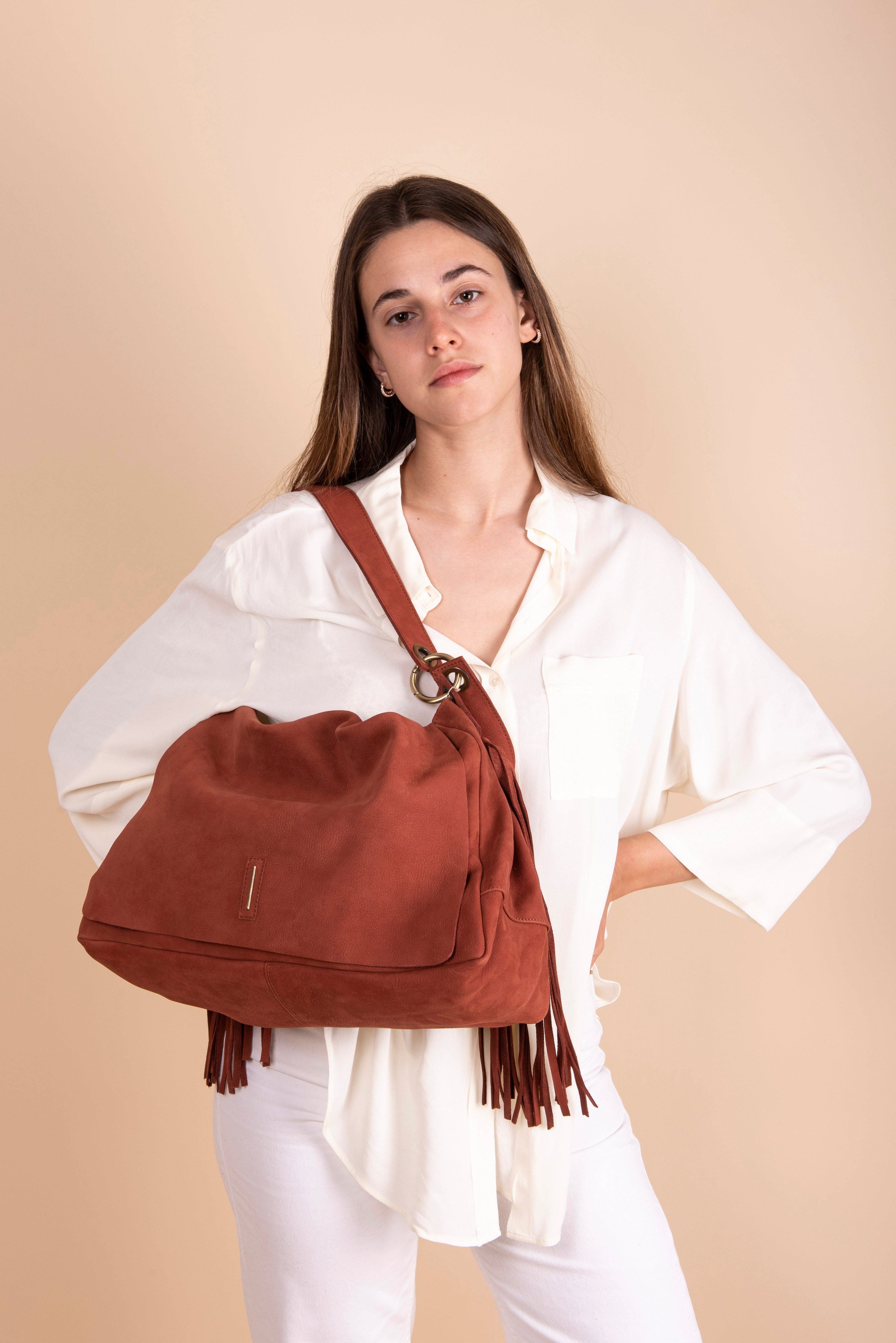 Floe long beach English leather - fringed shoulder bag in brick leather