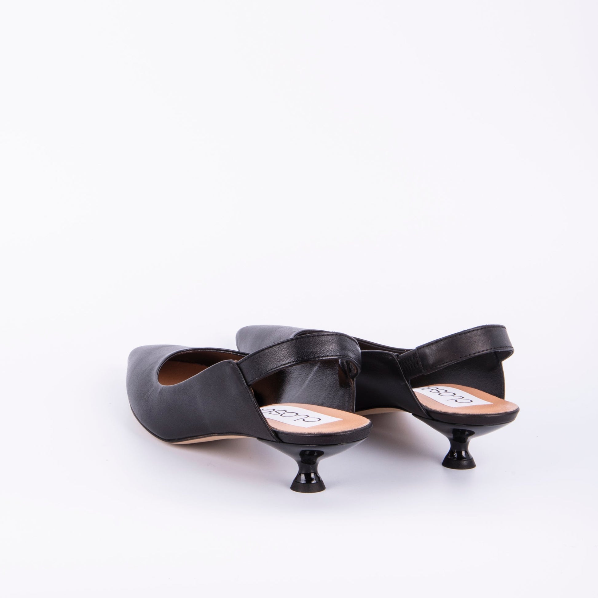Giulia savage nero - décolleté a punta in pelle nera - Marta Ray