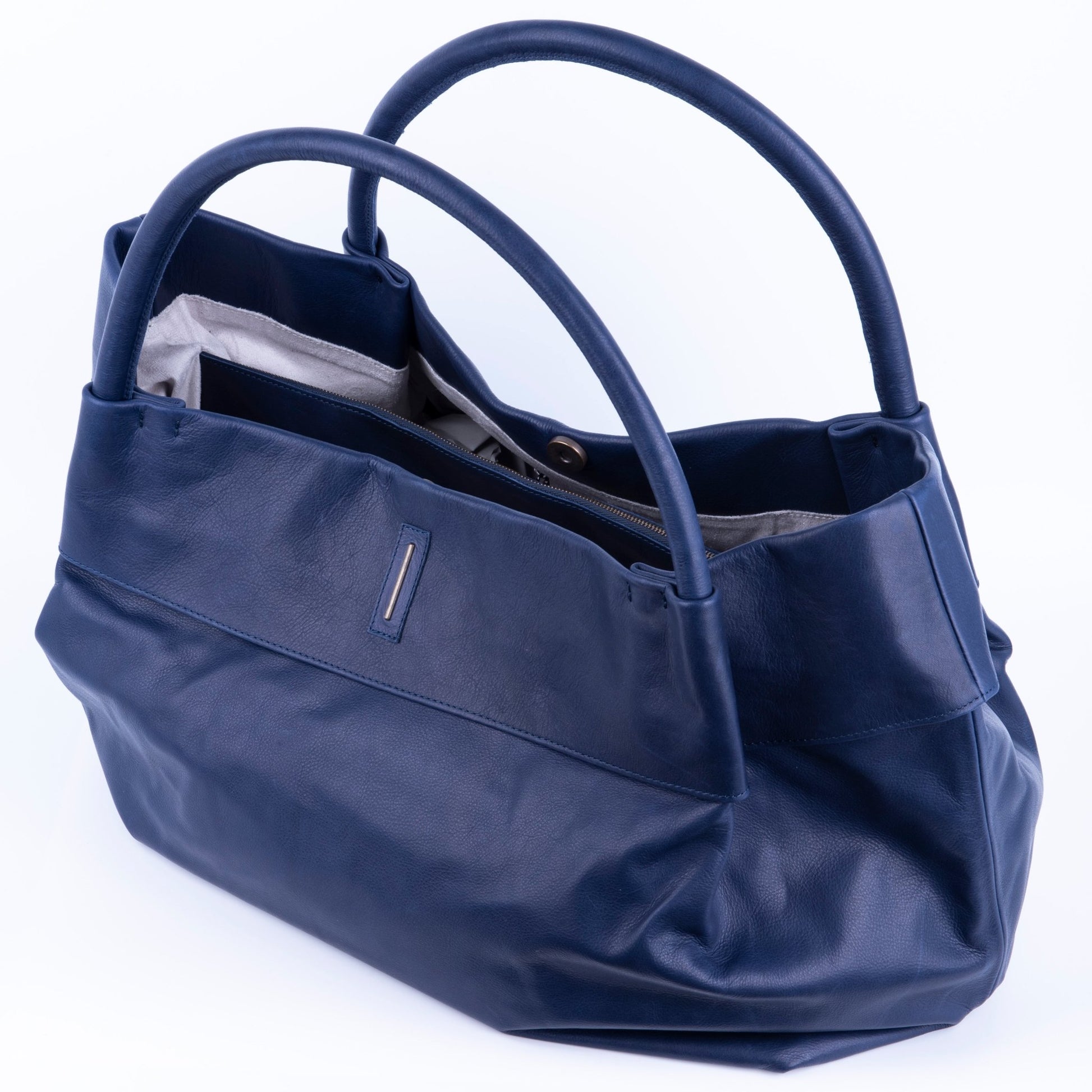 Grace mousse navy - borsa a spalla grande in pelle blu - Marta Ray