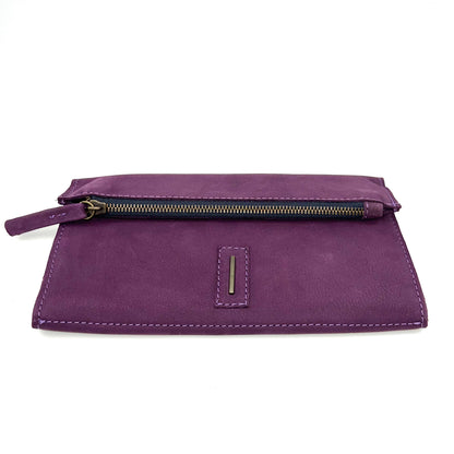 Max wallet long beach grape wine