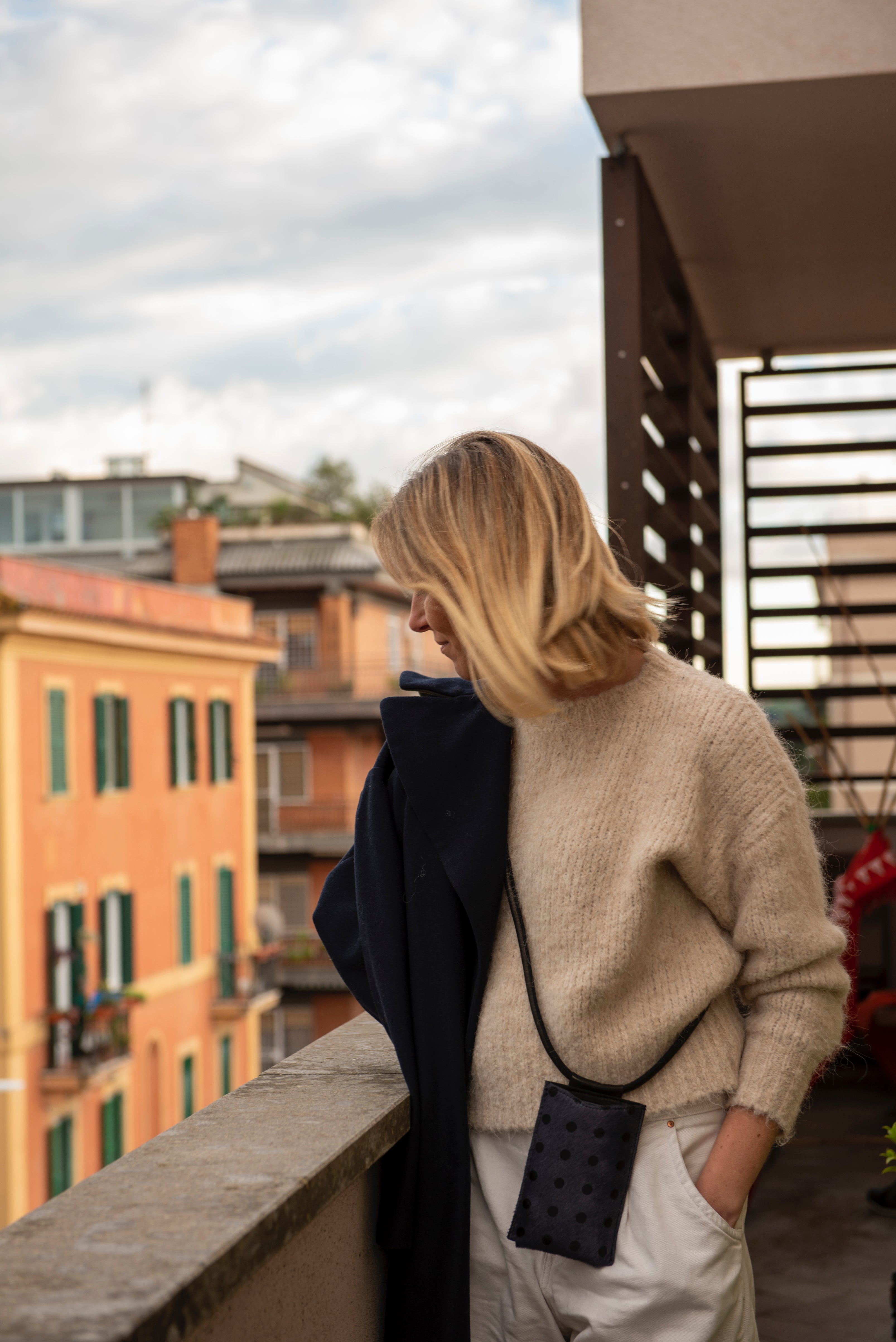 Ilde cavallino grigio pois grandi