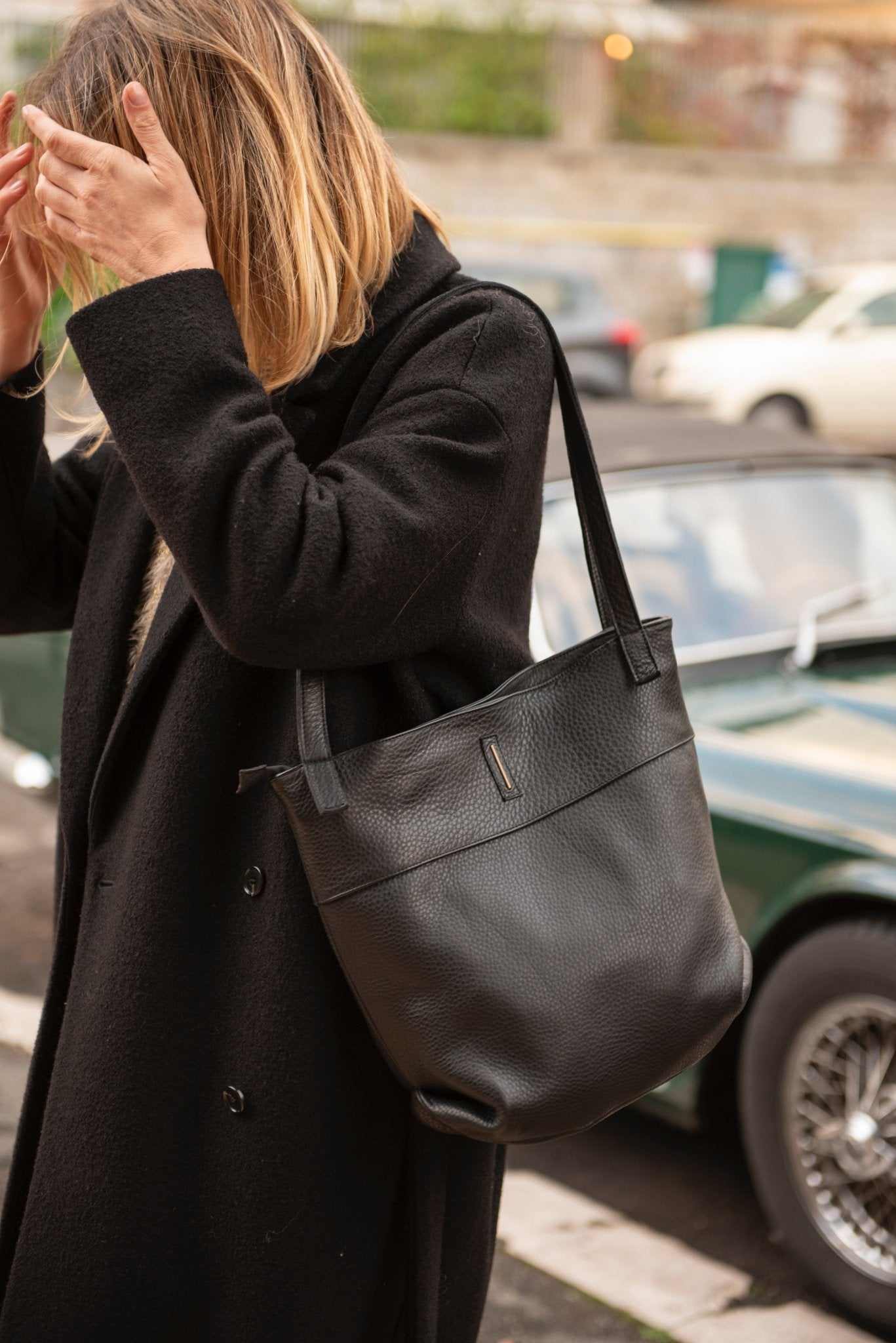 Julie martellato nero - borsa a spalla grande in pelle nera - Marta Ray