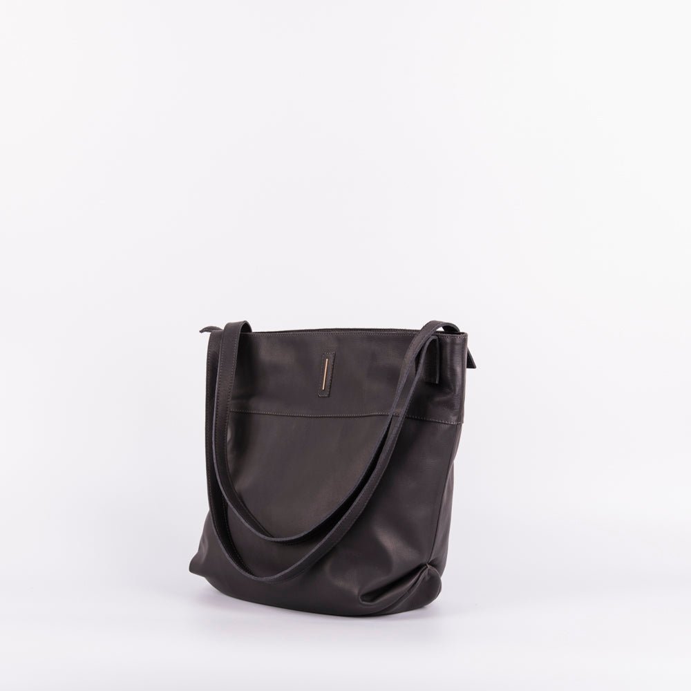 Julie mousse dark grey - borsa a spalla grande in pelle grigia - Marta Ray