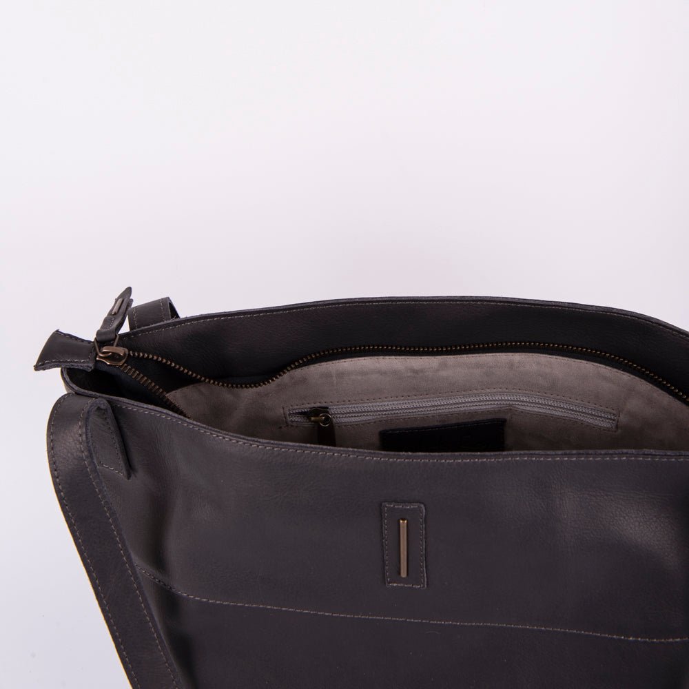 Julie mousse dark grey - borsa a spalla grande in pelle grigia - Marta Ray