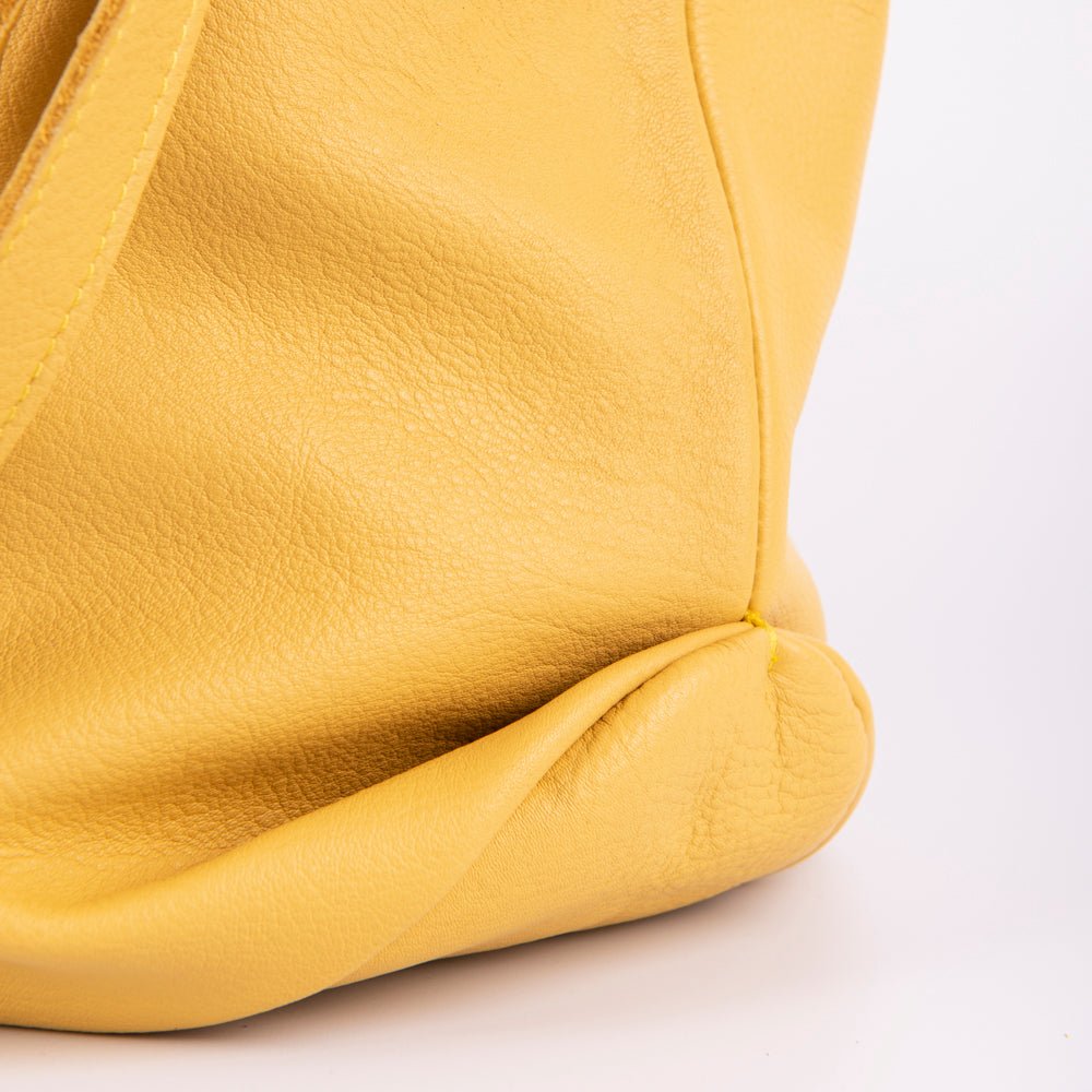 Julie mousse sole - borsa a spalla grande in pelle gialla - Marta Ray