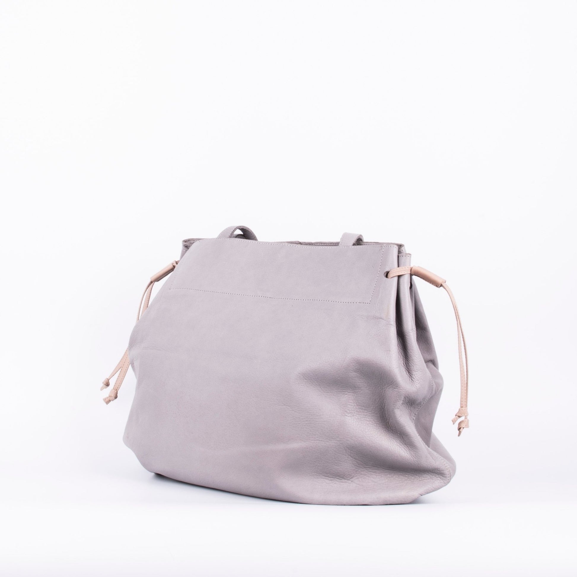 Karen mousse perla akoya mudo - borsa grande tracolla in pelle grigia - Marta Ray