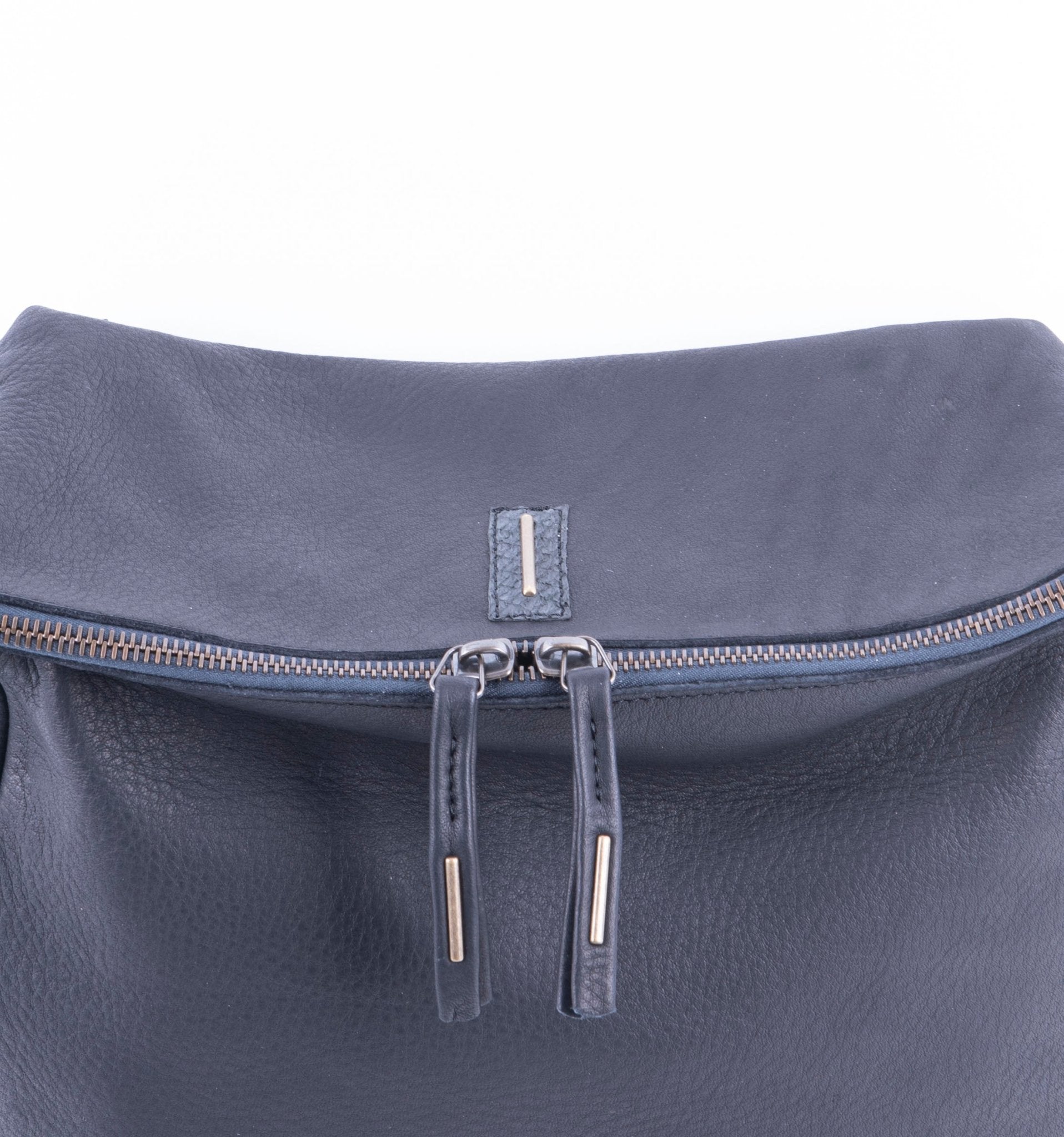 Kesi martellato nero - borsa a tracolla in pelle nera - Marta Ray