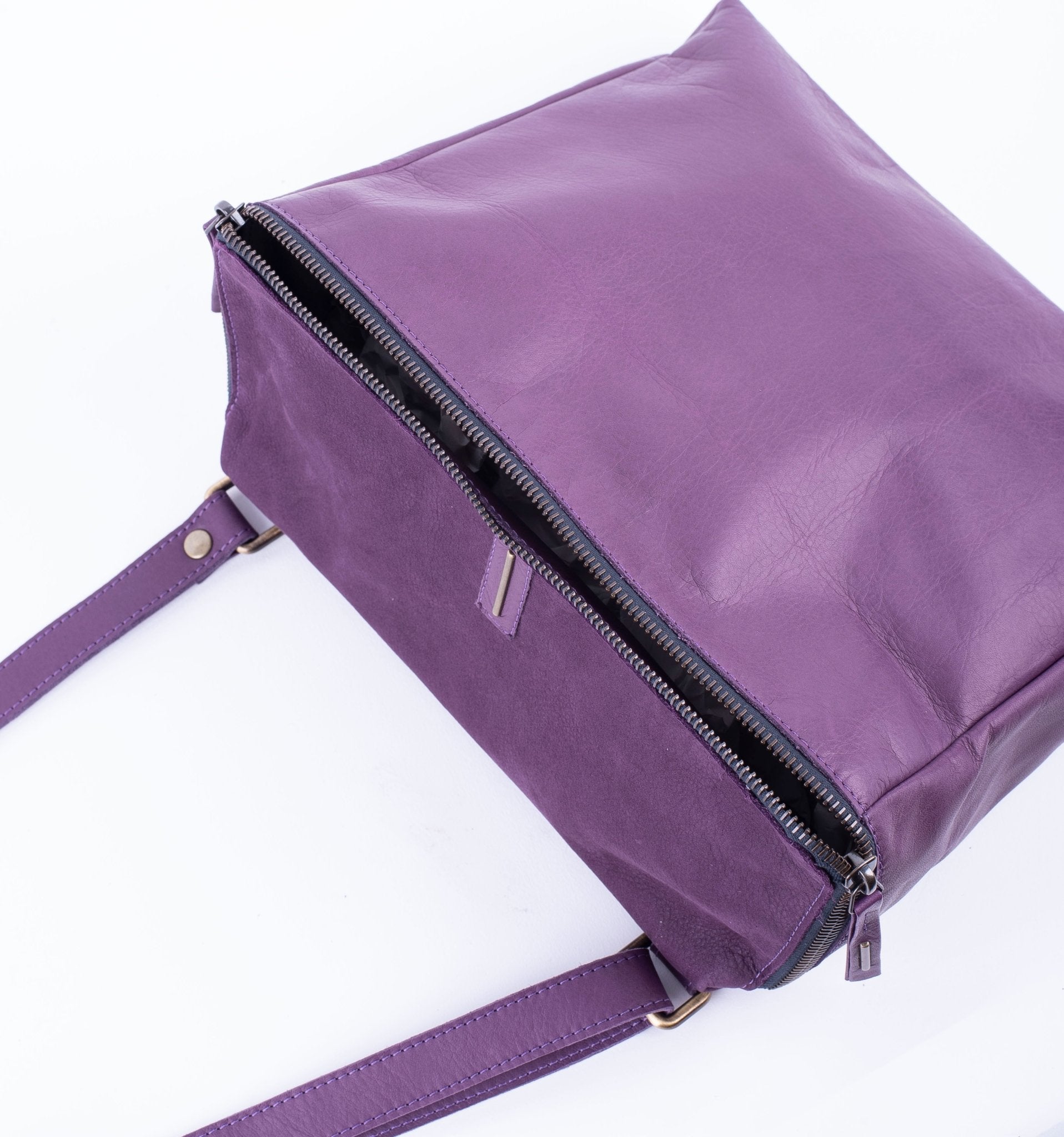 Kesi mousse+ long beach grape wine - borsa a tracolla in pelle vino - Marta Ray