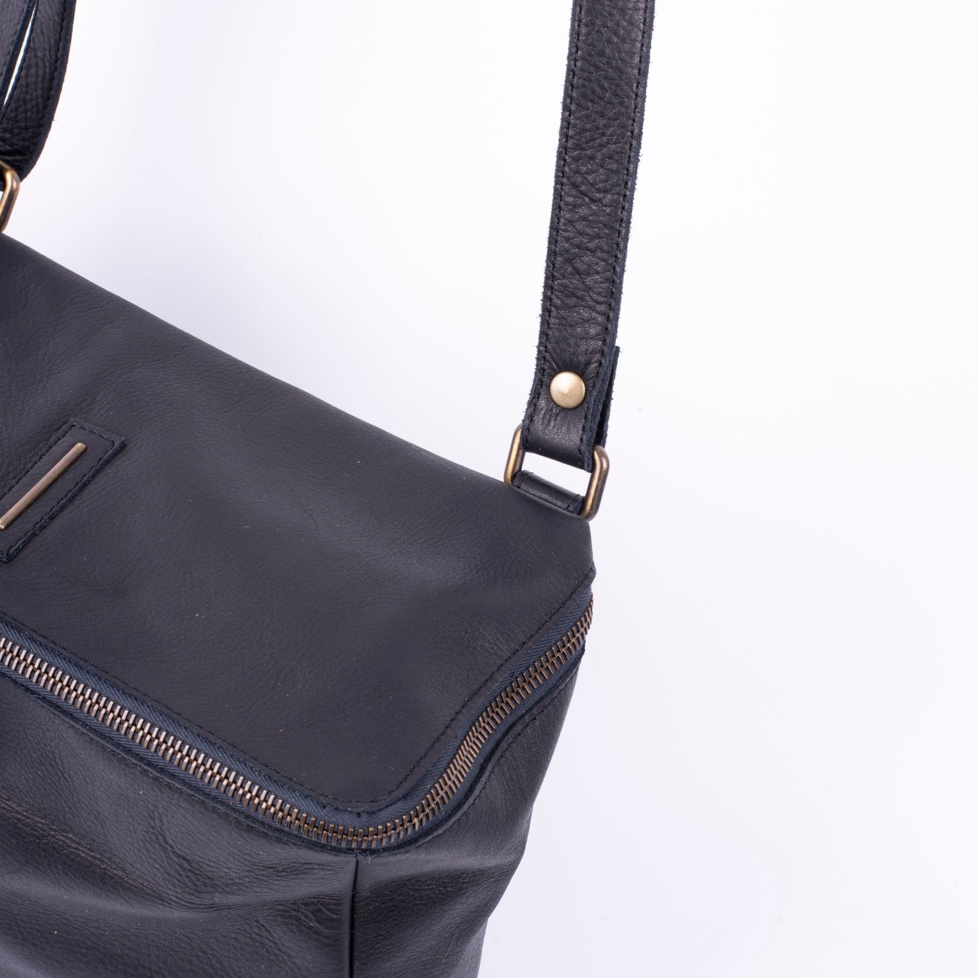 Kesi mousse nero - borsa a tracolla in pelle nera - Marta Ray
