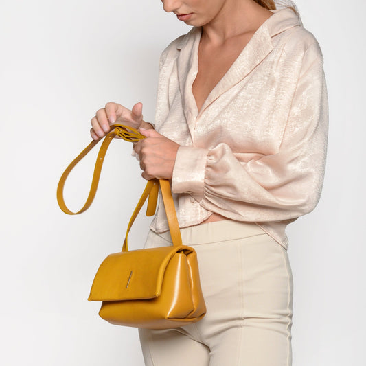 Kirby glossy ambra - Marta Ray