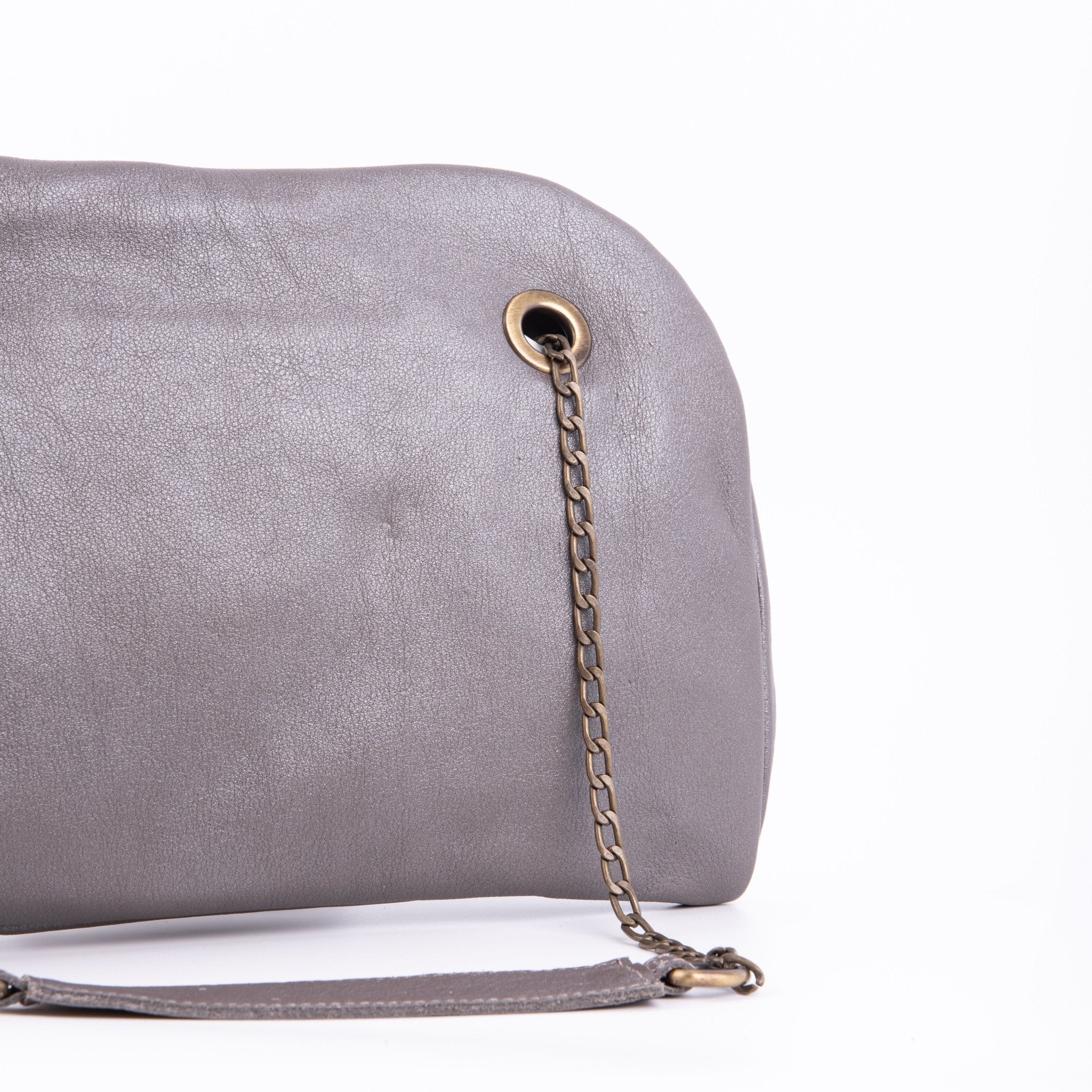 Leila mousse perlato smog silver - pochette in pelle grigia - Marta Ray