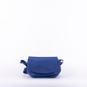 Liv new york blue bird - patta a tracolla in pelle martellata blu con zip - Marta Ray