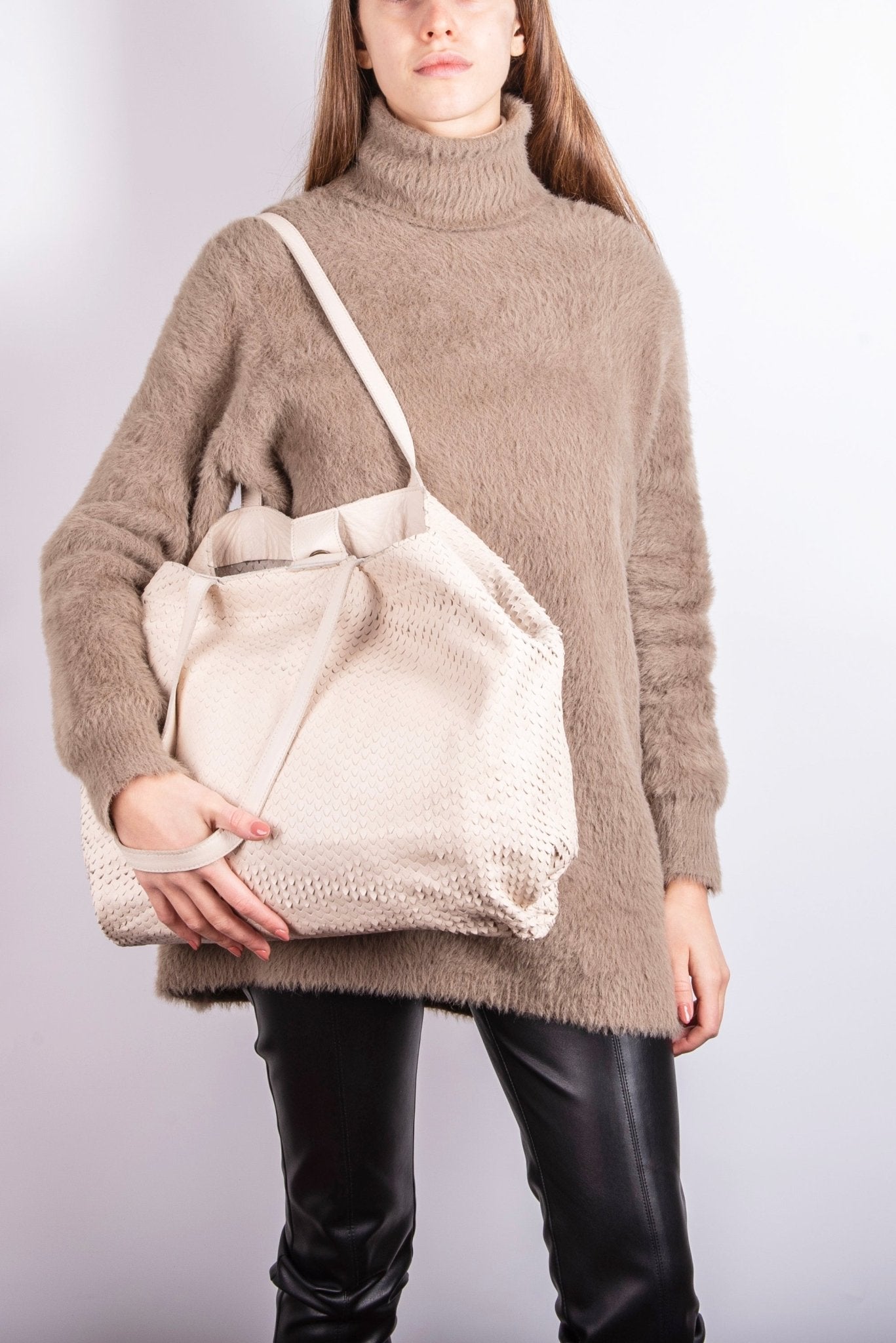 Lotta amalfi nocciola - borsa a spalla grande in pelle beige - Marta Ray