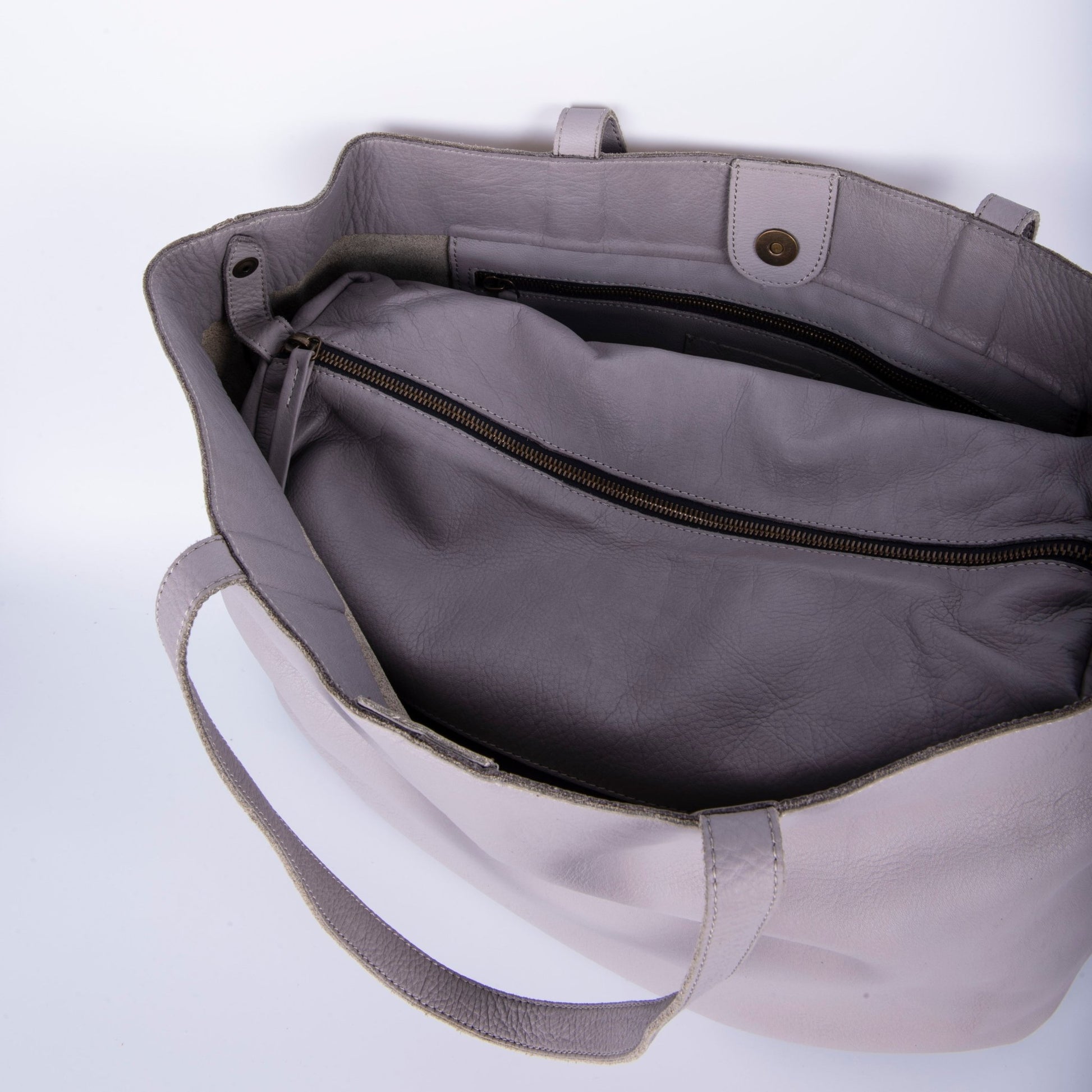 Lotta mousse nebbia - borsa a spalla grande in pelle grigia - Marta Ray