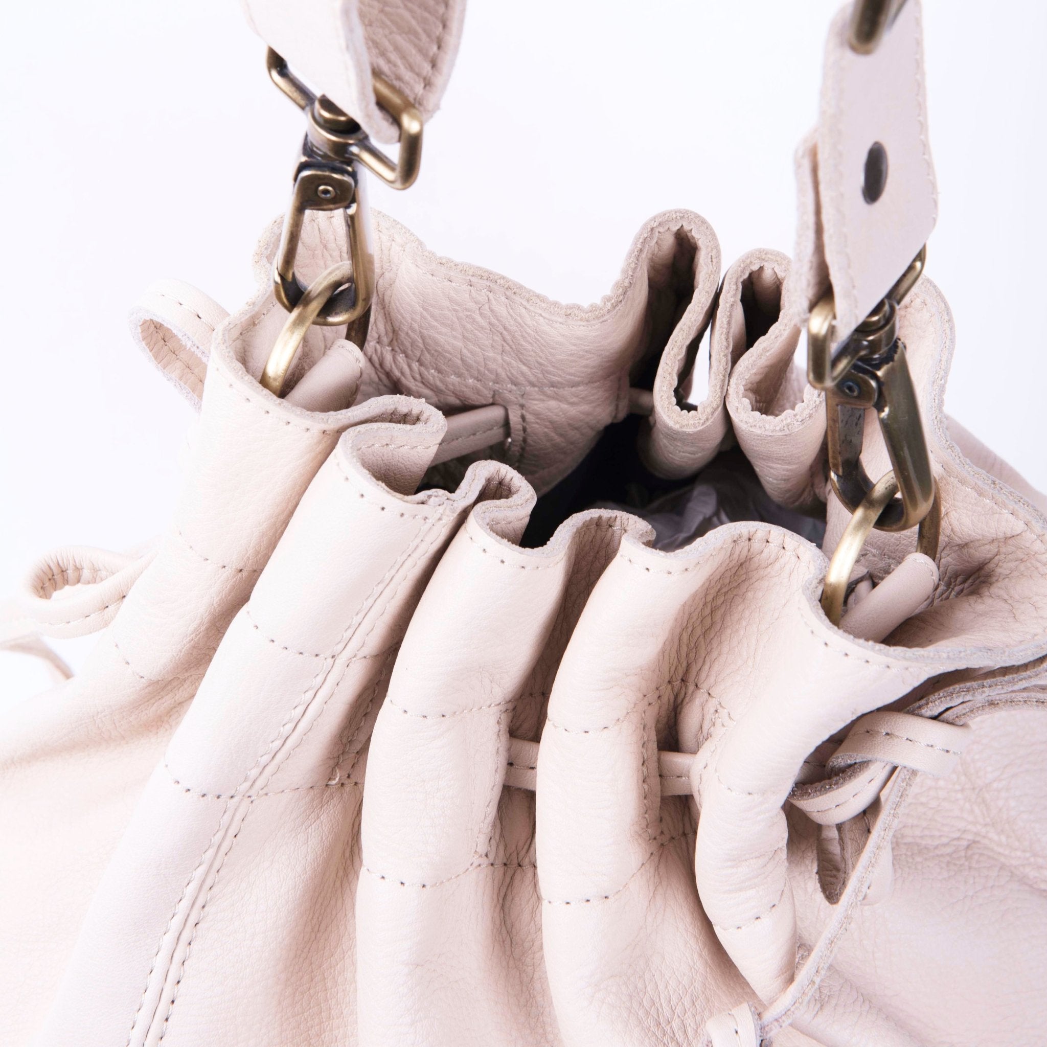 Love bag mousse latte macchiato+ cuoio - secchiello a tracolla in pelle bianco - Marta Ray
