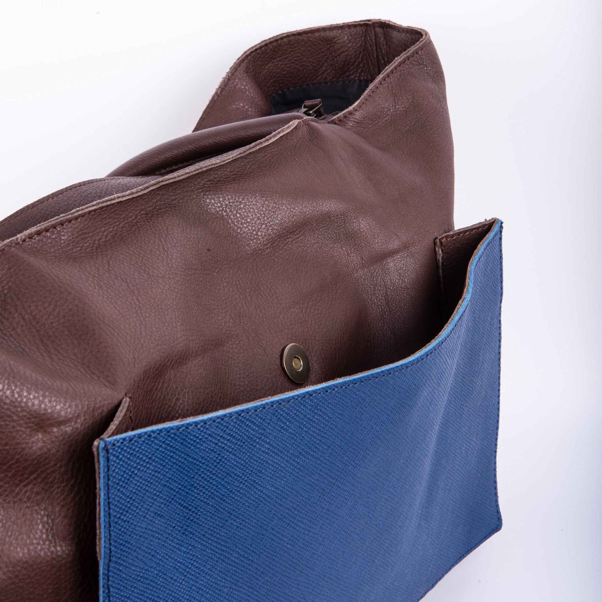 Luise mousse/saffiano cioccolato/blu - borsa a spalla grande in pelle marrone - Marta Ray
