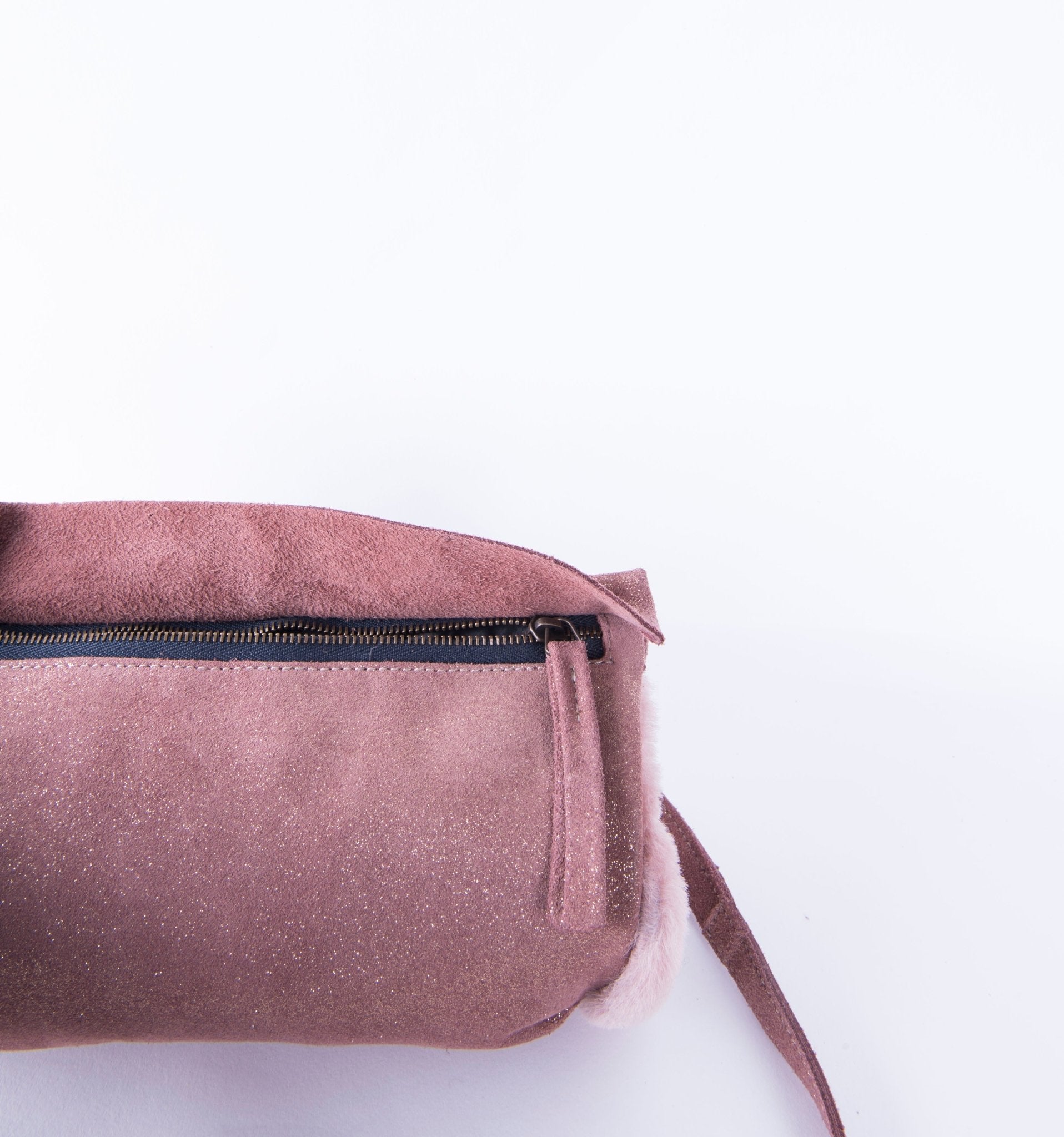 Malika montone + velstar confetto - borsa manicotto a tracolla in montone rosa - Marta Ray