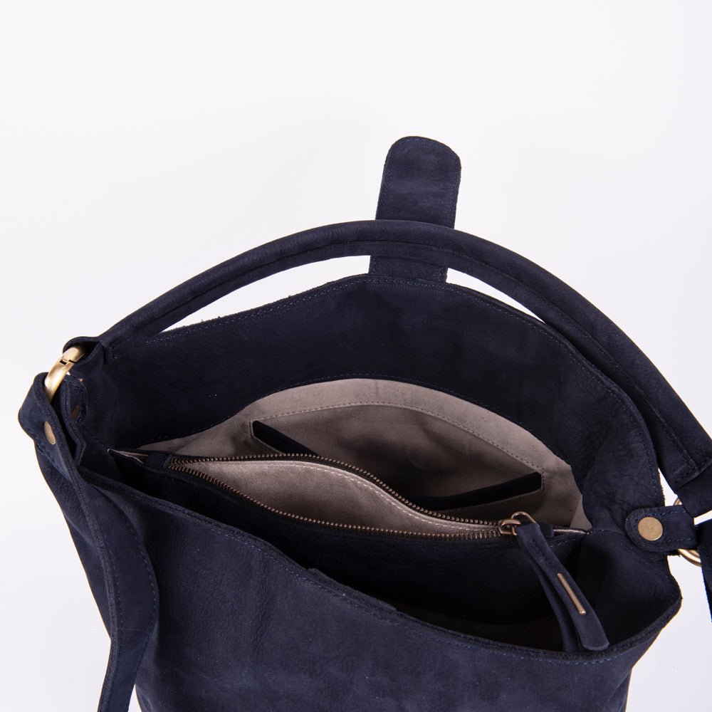 Minsk long beach notte - borsa a spalla e tracolla morbida in pelle blu - Marta Ray