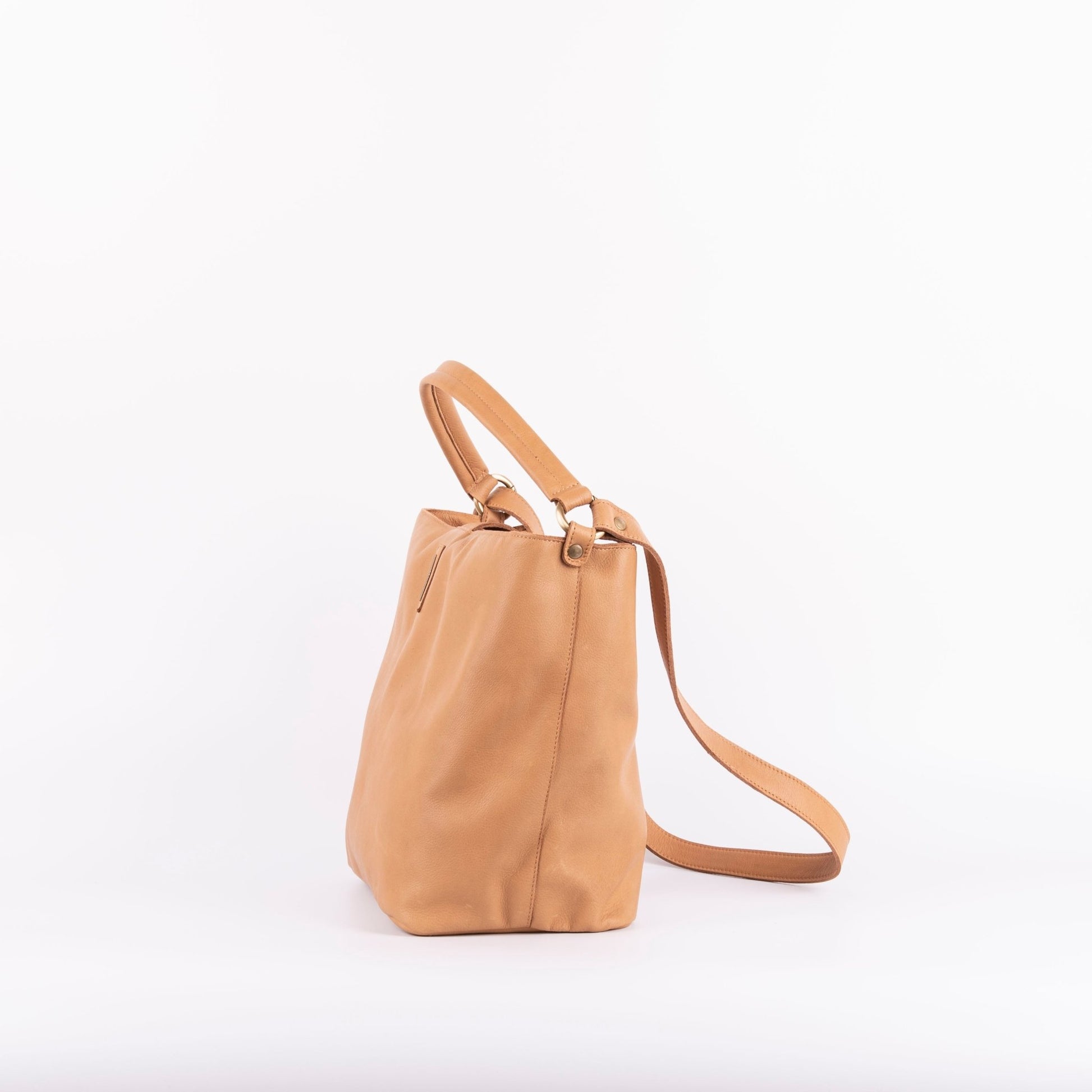 Minsk mousse camel - borsa a spalla e tracolla morbida in pelle beige - Marta Ray