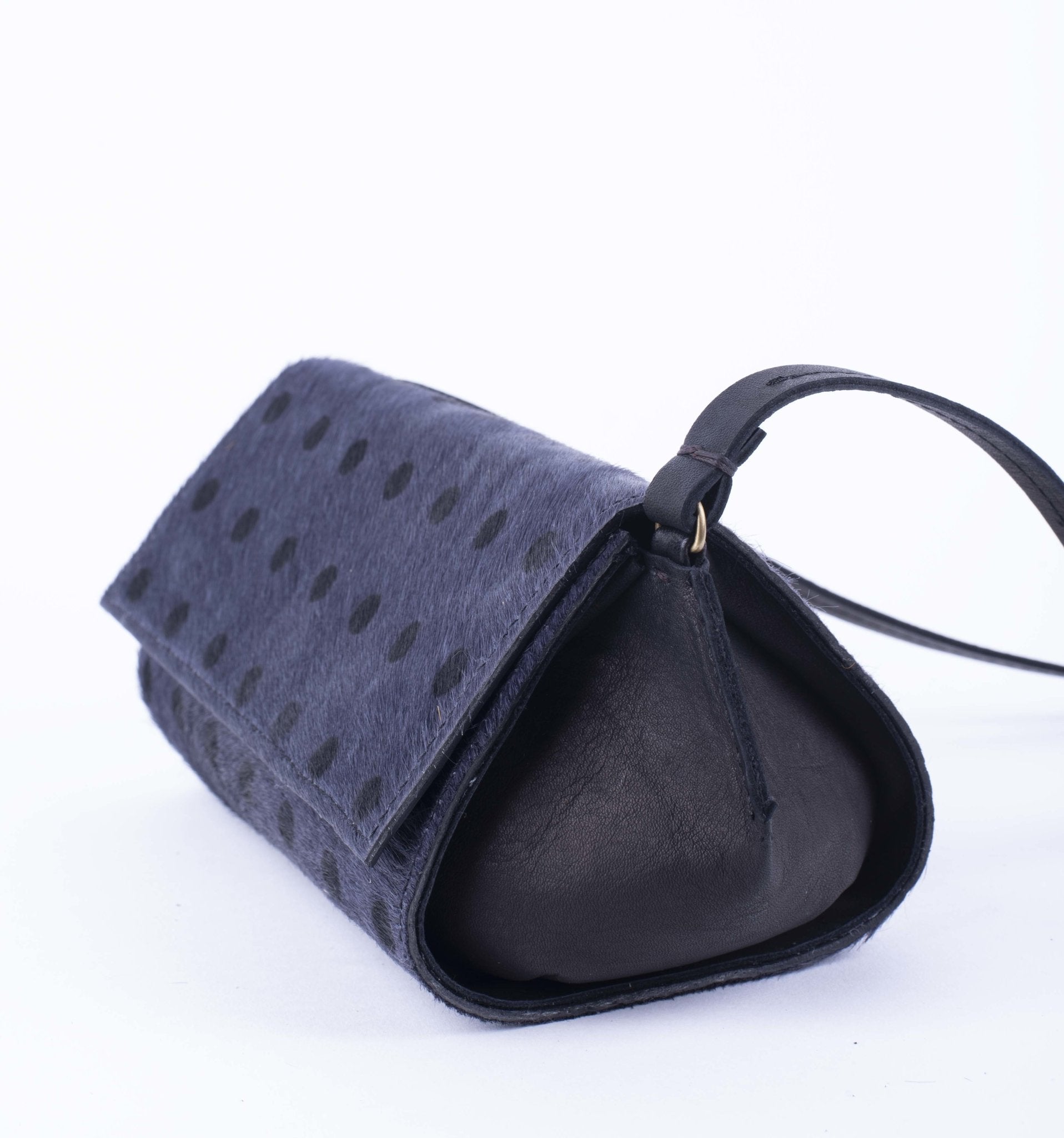 Minu cavallino fumo stampa pois neri - borsa piccola a tracolla grigio con pois neri - Marta Ray