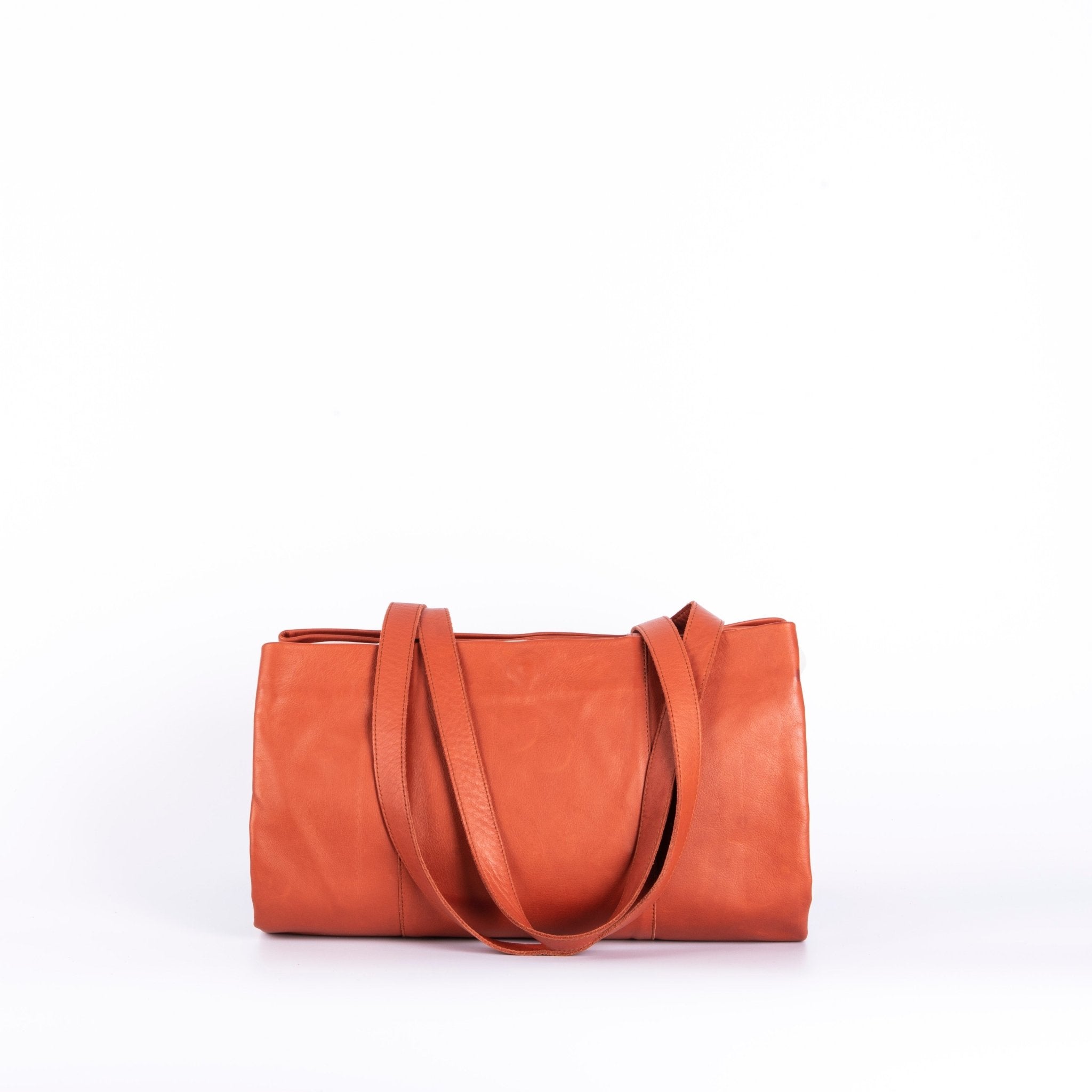 Ona bicolor mousse mattone e nuvola - borsa a spalla grande in pelle morbida marrone e bianco - Marta Ray