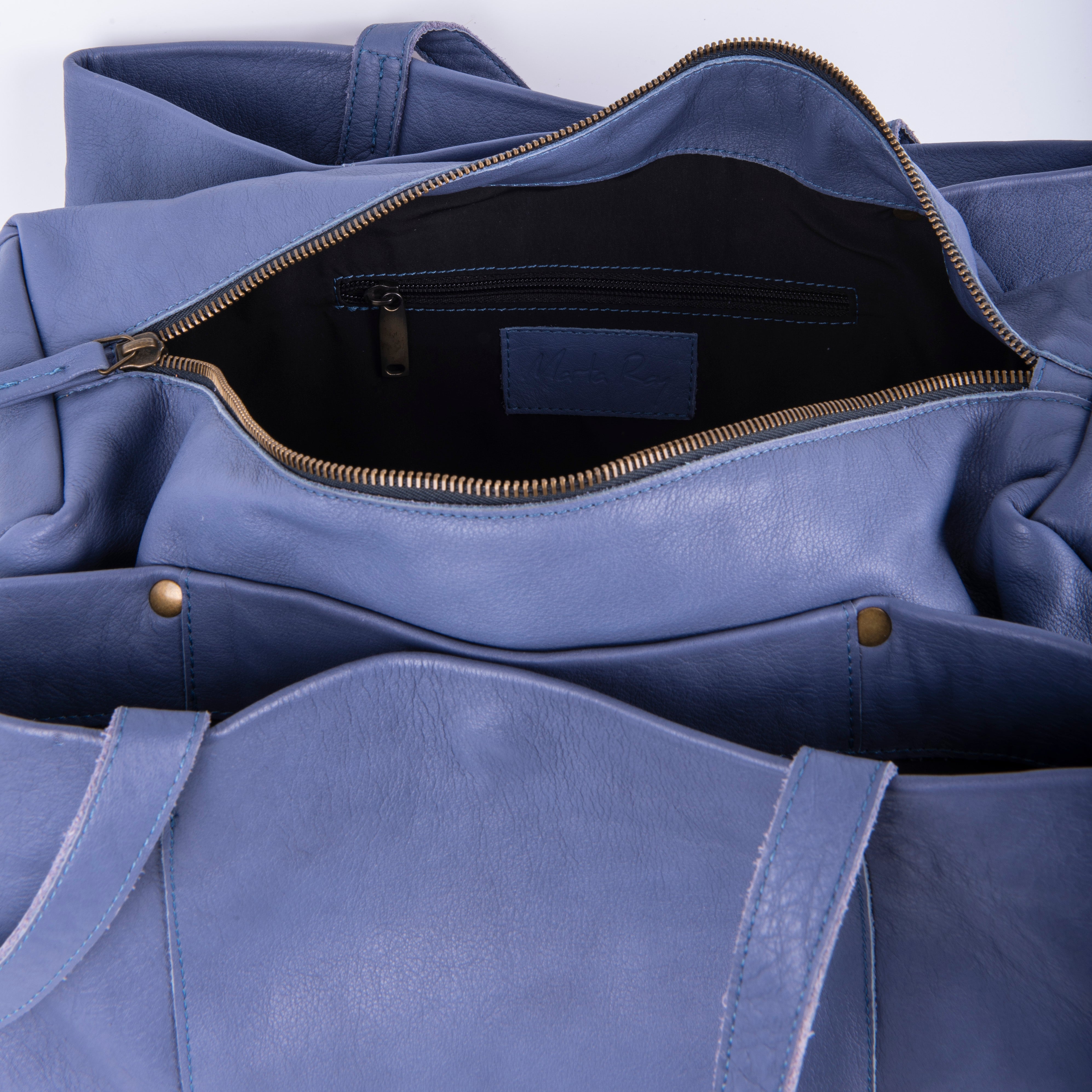 Ona bicolor twilight - large shoulder bag in blue soft leather