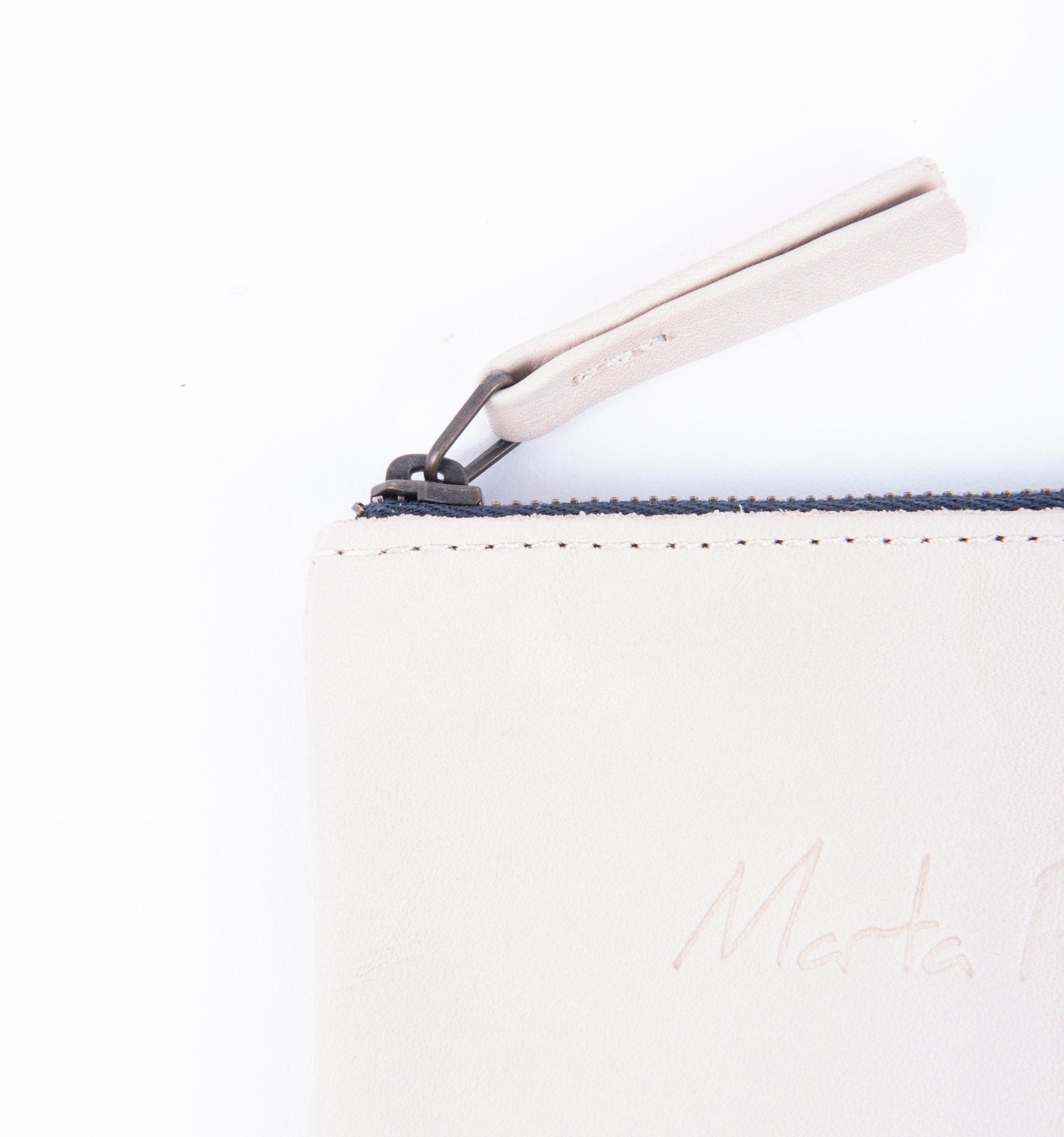 Pia Mini mousse latte macchiato - borsa make-up in pelle bianca - Marta Ray