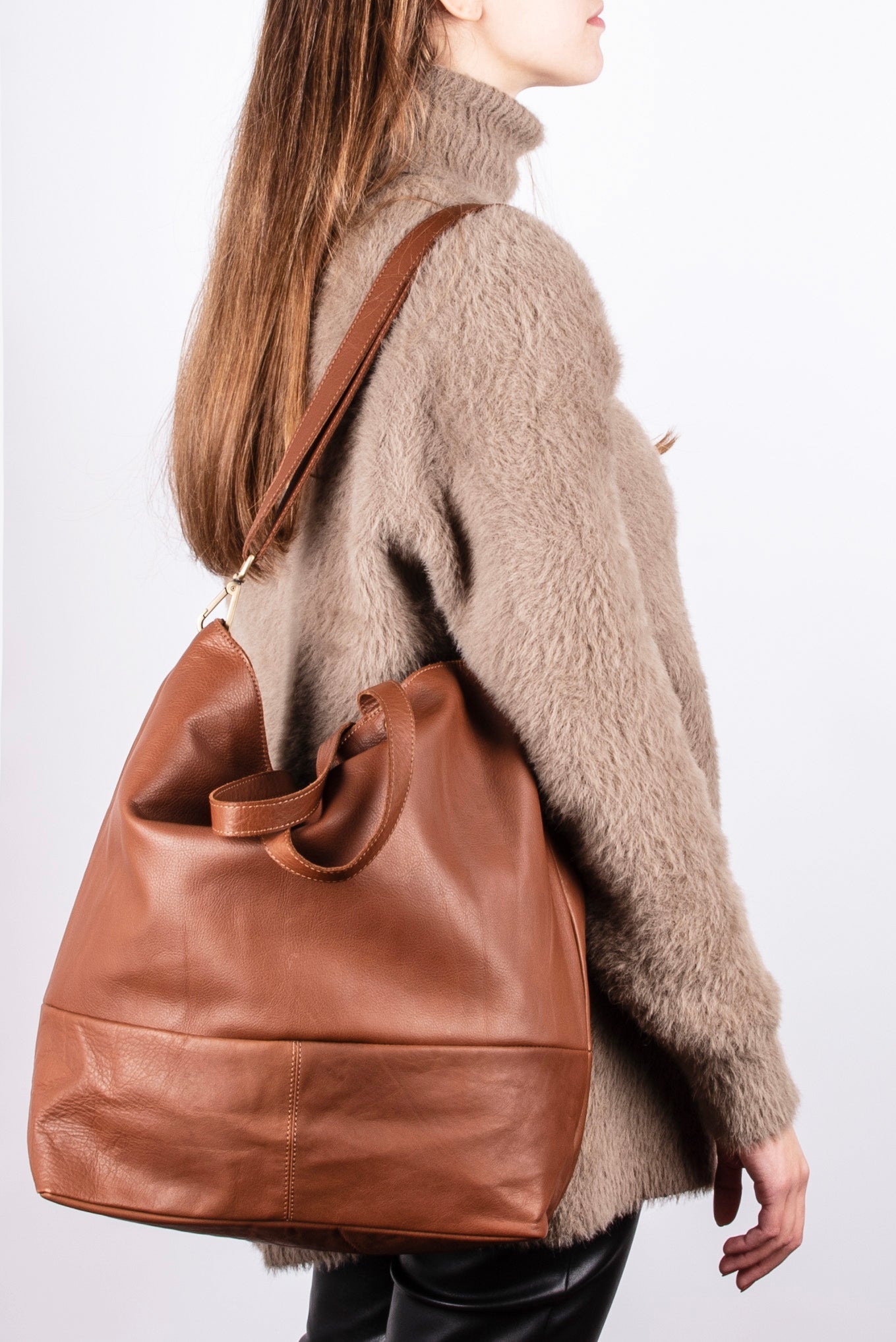 Pola mousse caramello - borsa a cartella in pelle morbida marrone - Marta Ray