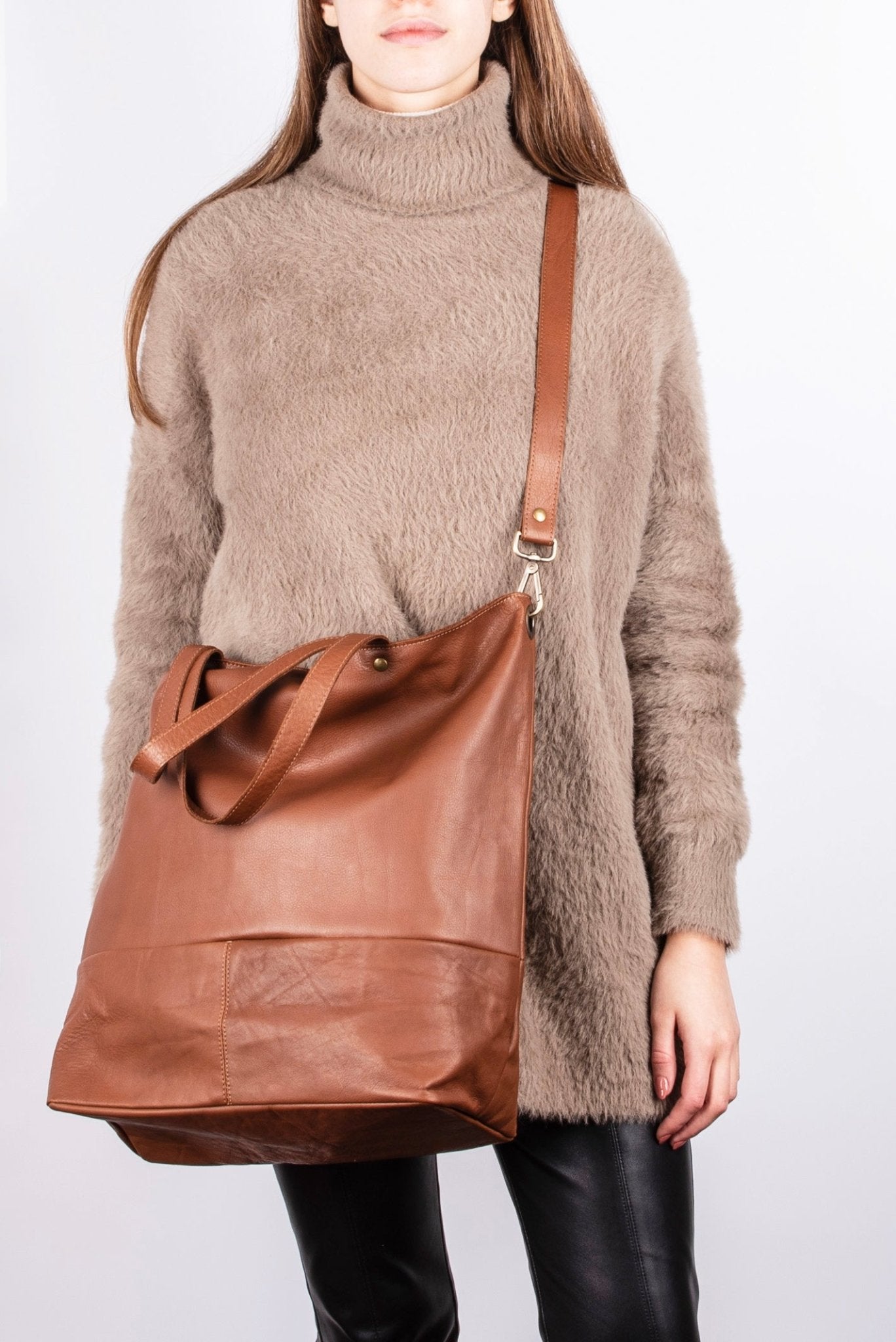 Pola mousse caramello - borsa a cartella in pelle morbida marrone - Marta Ray