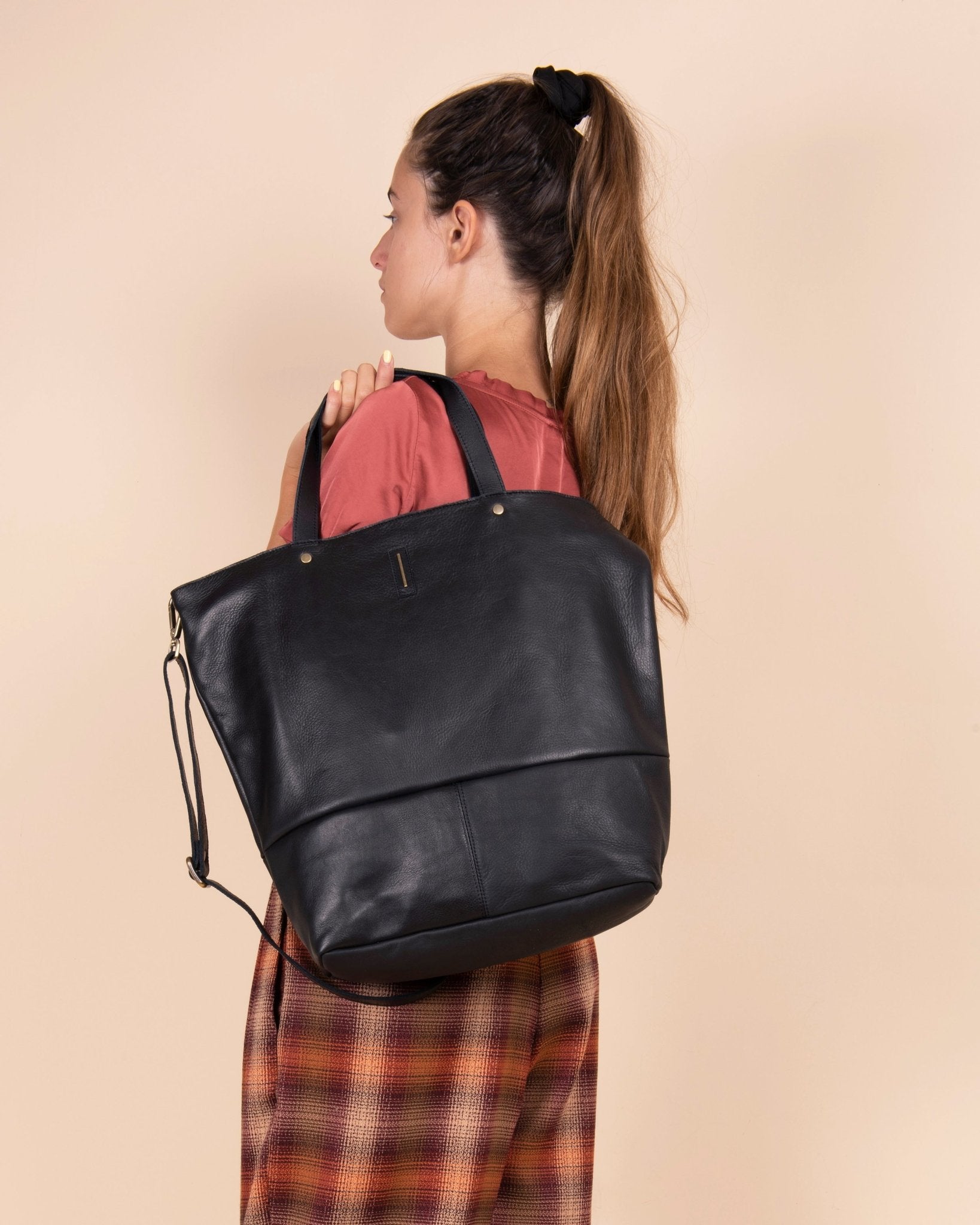 Pola mousse nero - borsa shopping in pelle nera - Marta Ray
