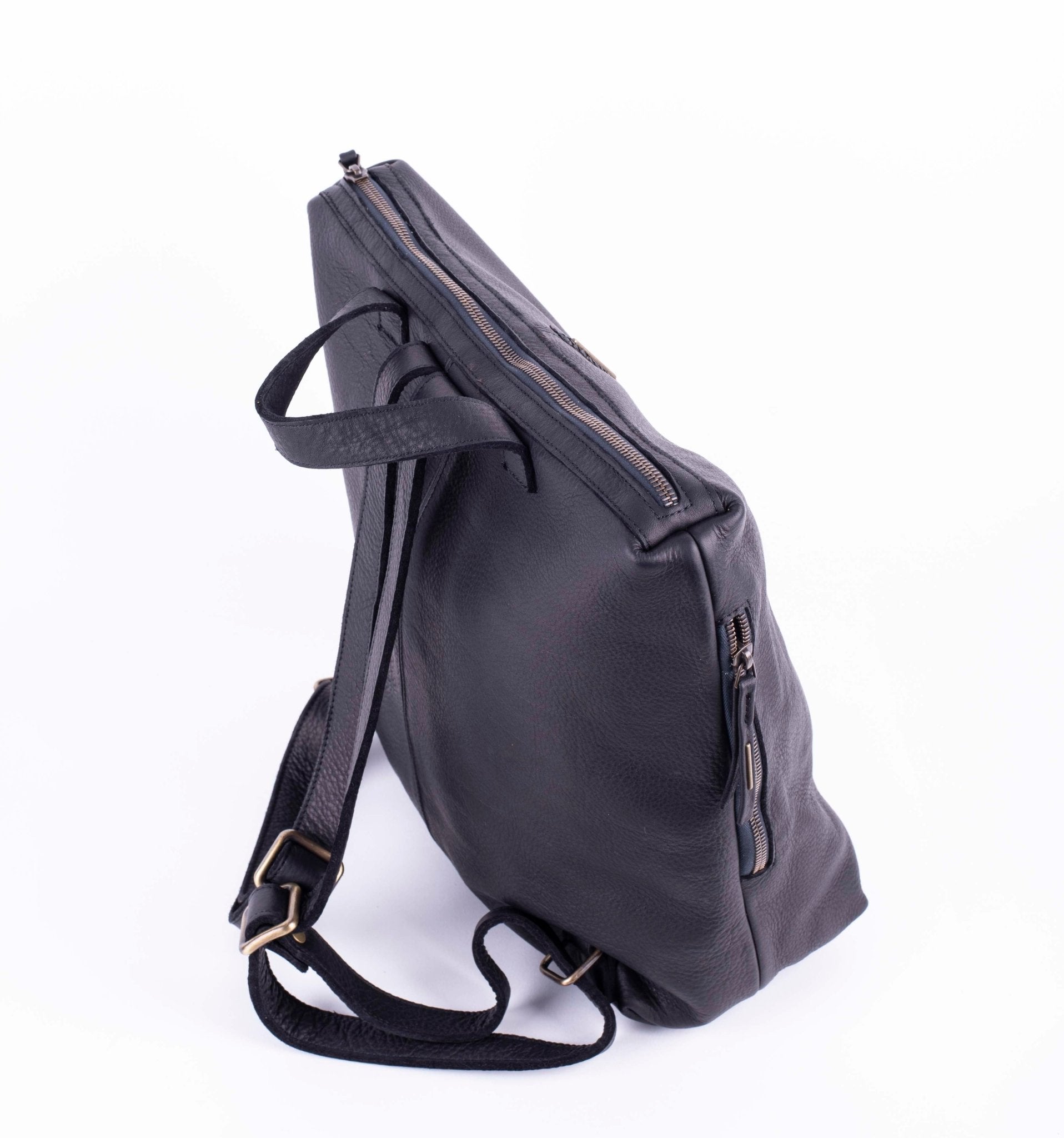 Roxy martellato nero - zaino in pelle nera - Marta Ray