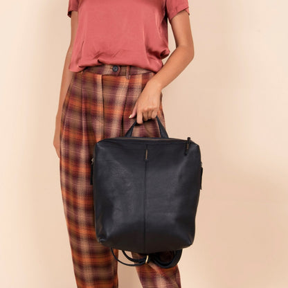 Roxy mousse nero - zaino in pelle nera - Marta Ray