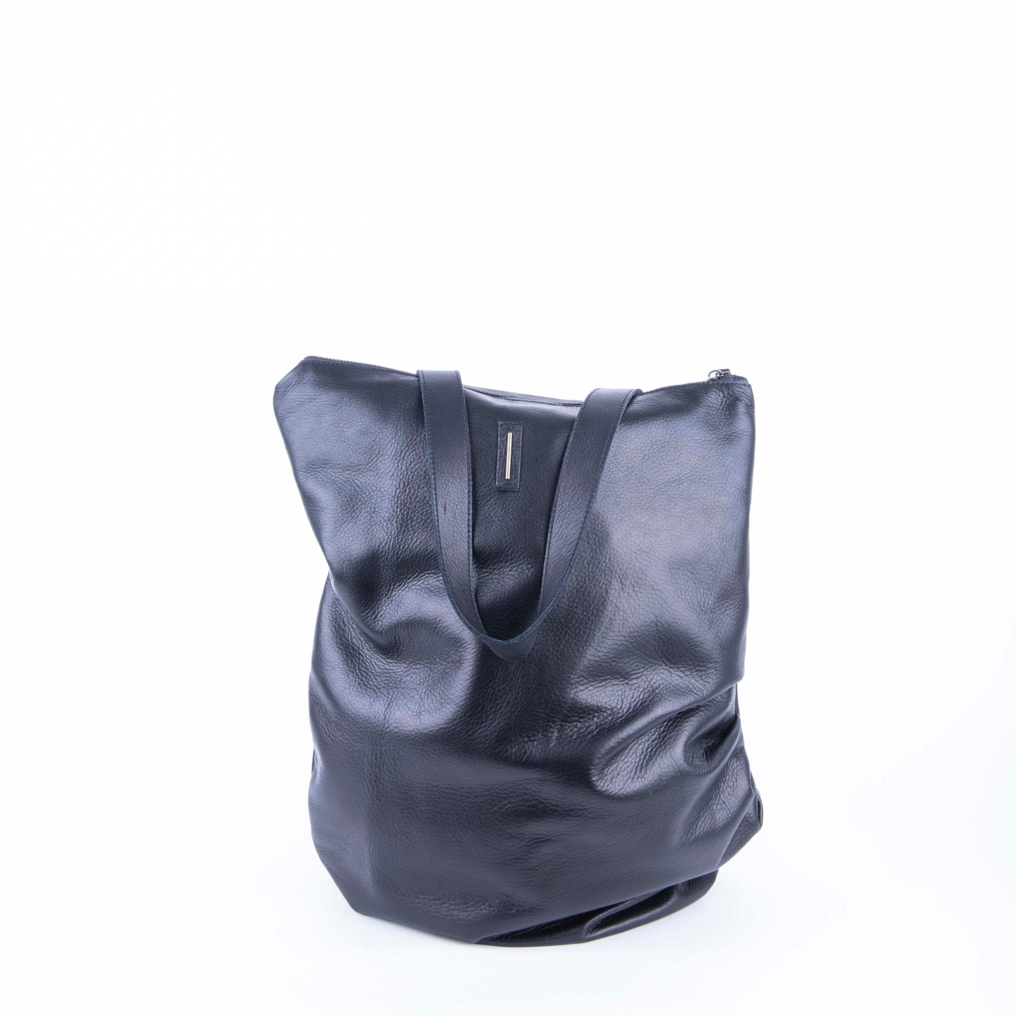 Rumi mousse nero - zaino in pelle nera - Marta Ray