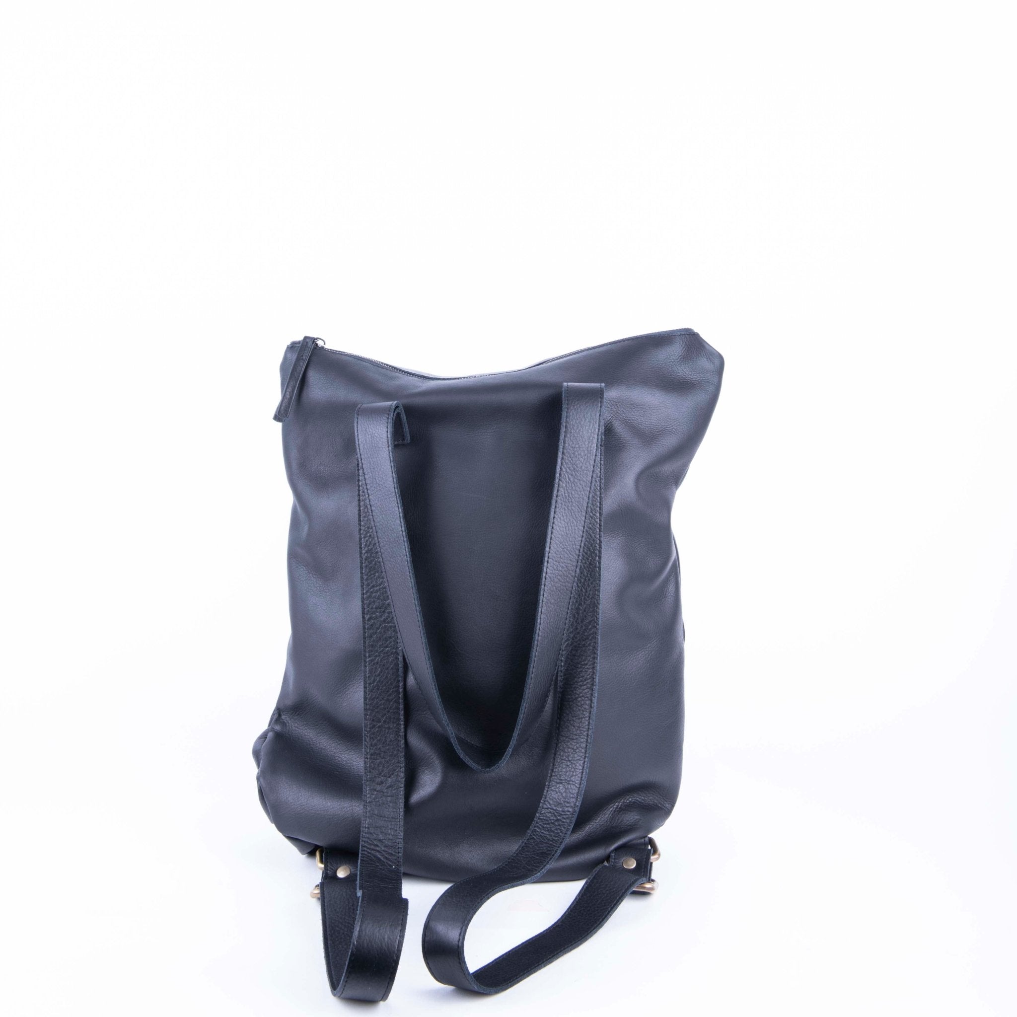 Rumi mousse nero - zaino in pelle nera - Marta Ray