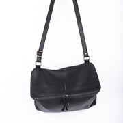 Saada martellato nero - borsa a tracolla in pelle nera - Marta Ray