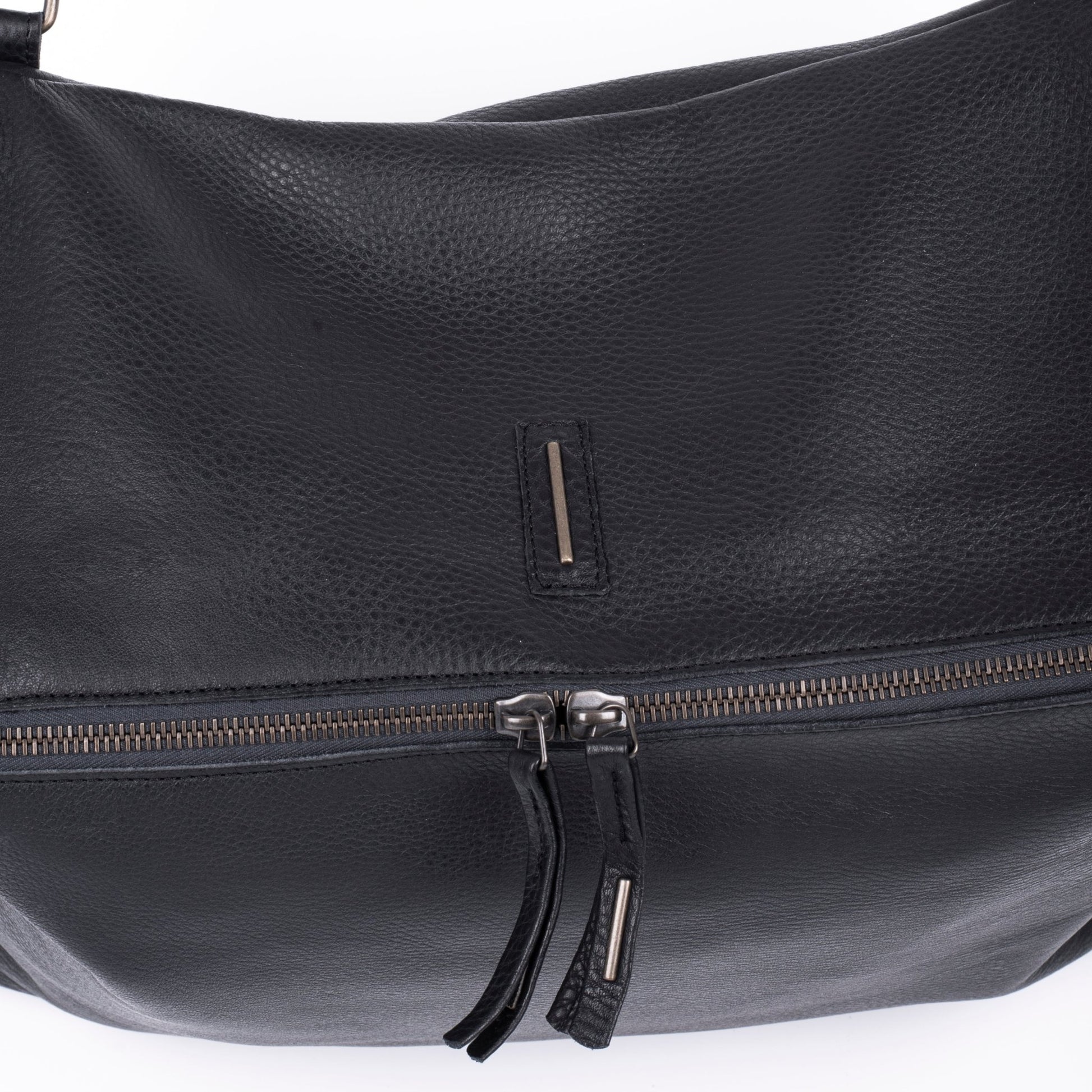 Saada martellato nero - borsa a tracolla in pelle nera - Marta Ray