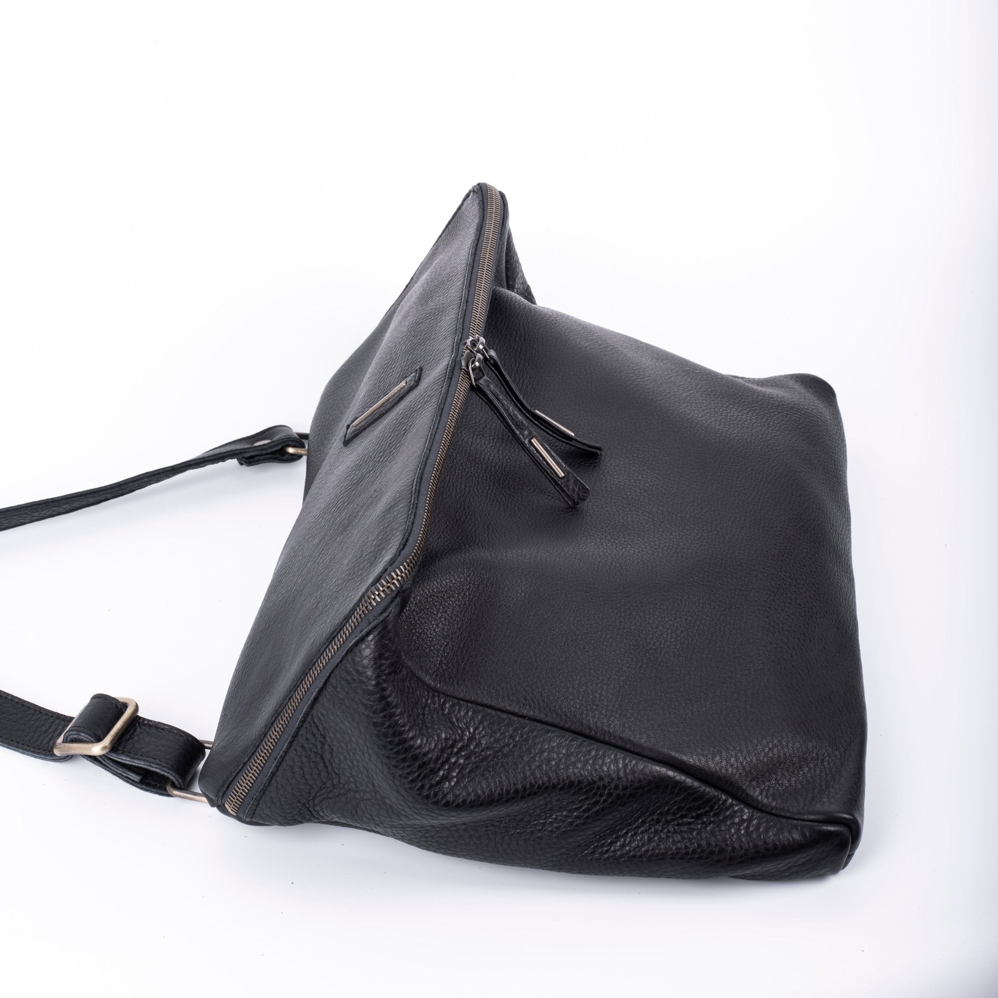 Saada martellato nero - borsa a tracolla in pelle nera - Marta Ray