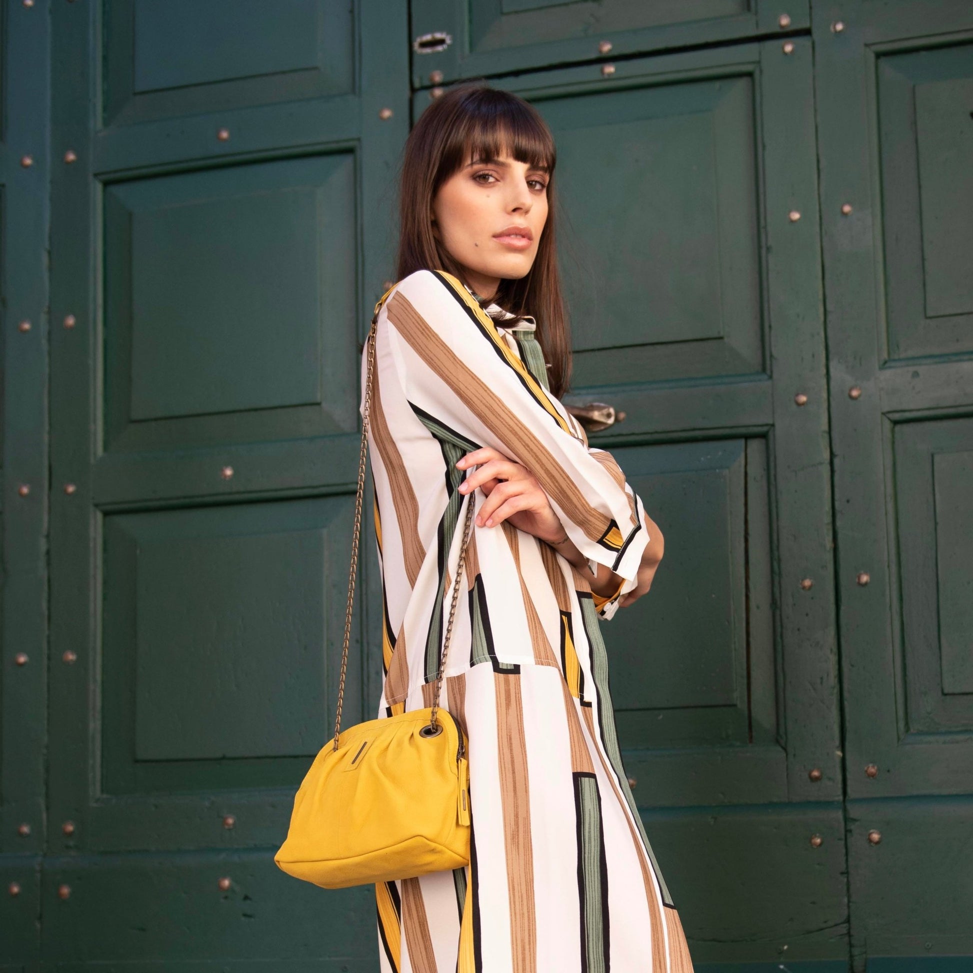 Vicky long beach zafferano - pochette in pelle gialla - Marta Ray